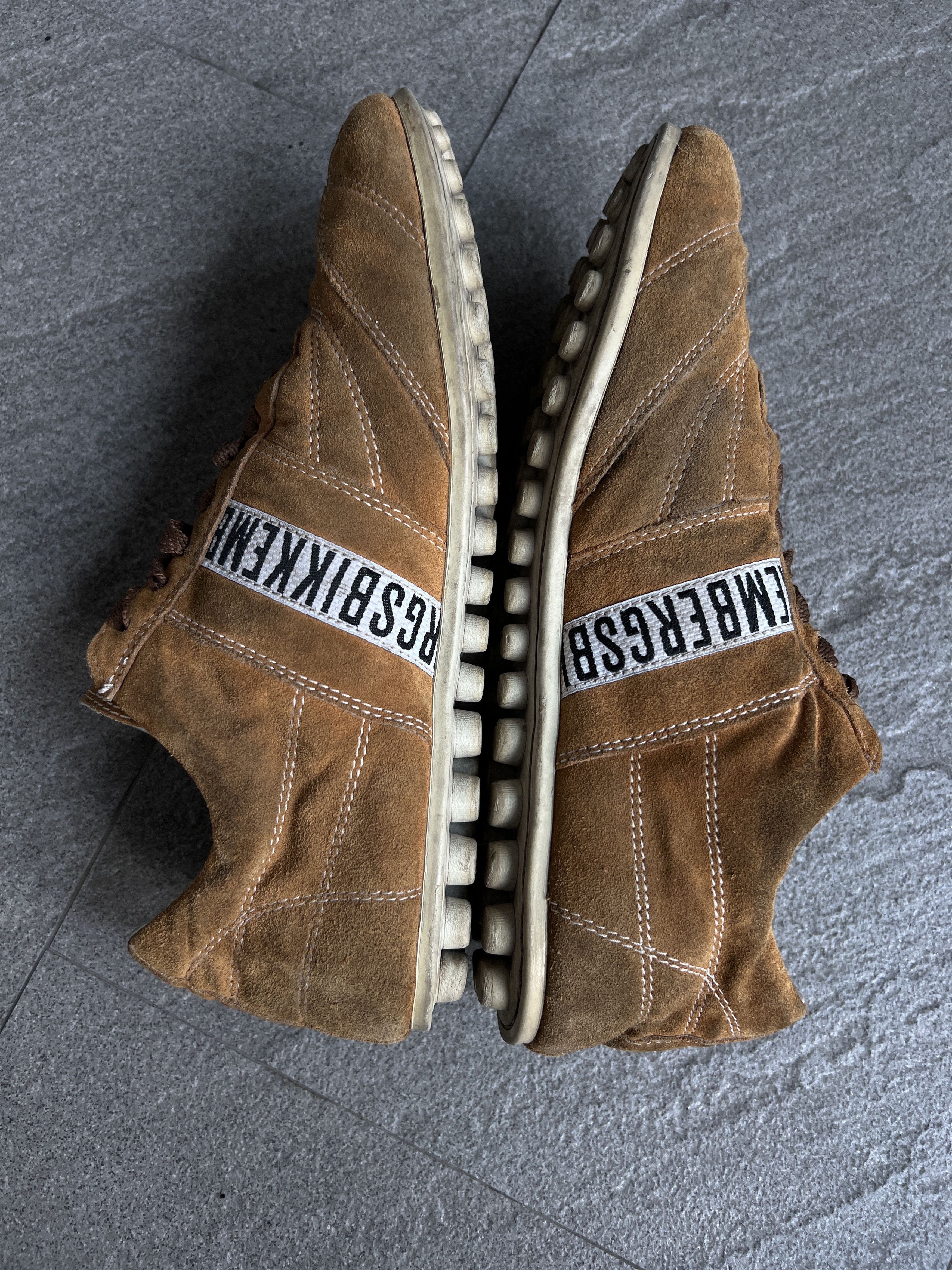 Dirk Bikkembergs Dirk Bikkembergs Suede Soccer Sneakers Brown EU39 Size US 6 / EU 39 - 7 Thumbnail