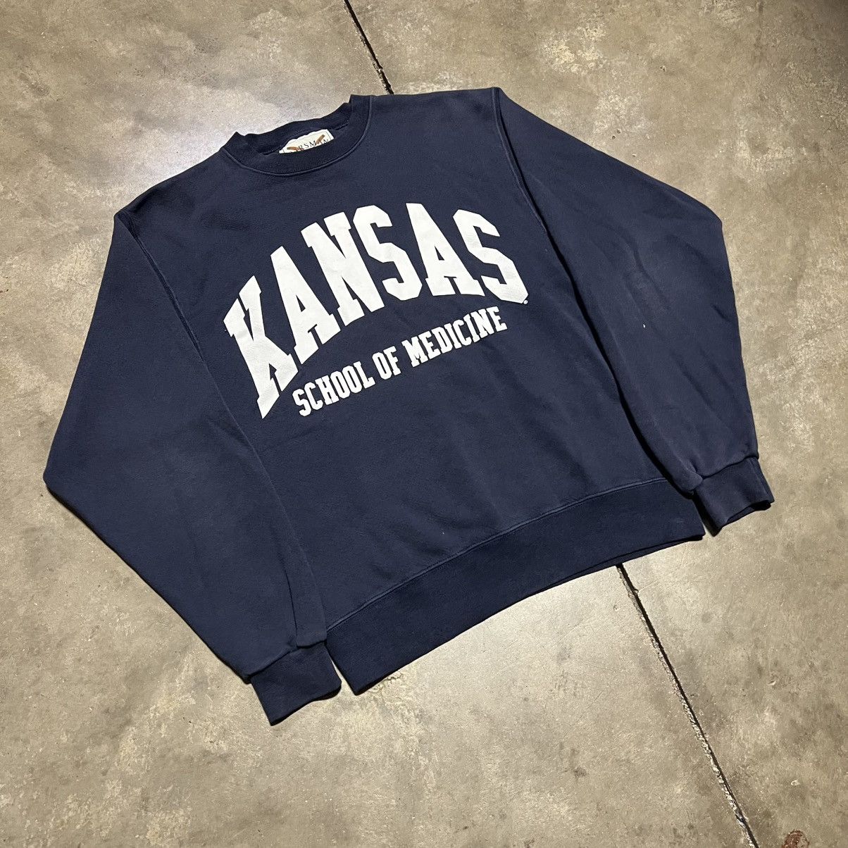 Vintage Vintage Kansas School Medicine College Crewneck Sweatshirt Size US S / EU 44-46 / 1 - 4 Thumbnail