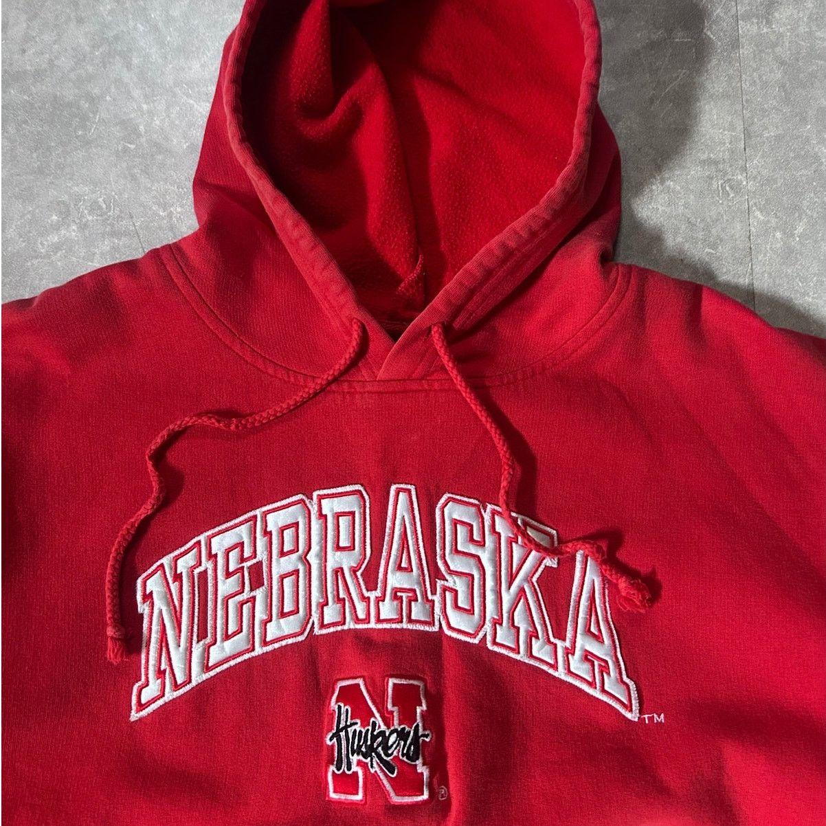 Other Vintage Nebraska Cornhuskers Embroidered Red Hoodie XL Size US XL / EU 56 / 4 - 2 Thumbnail