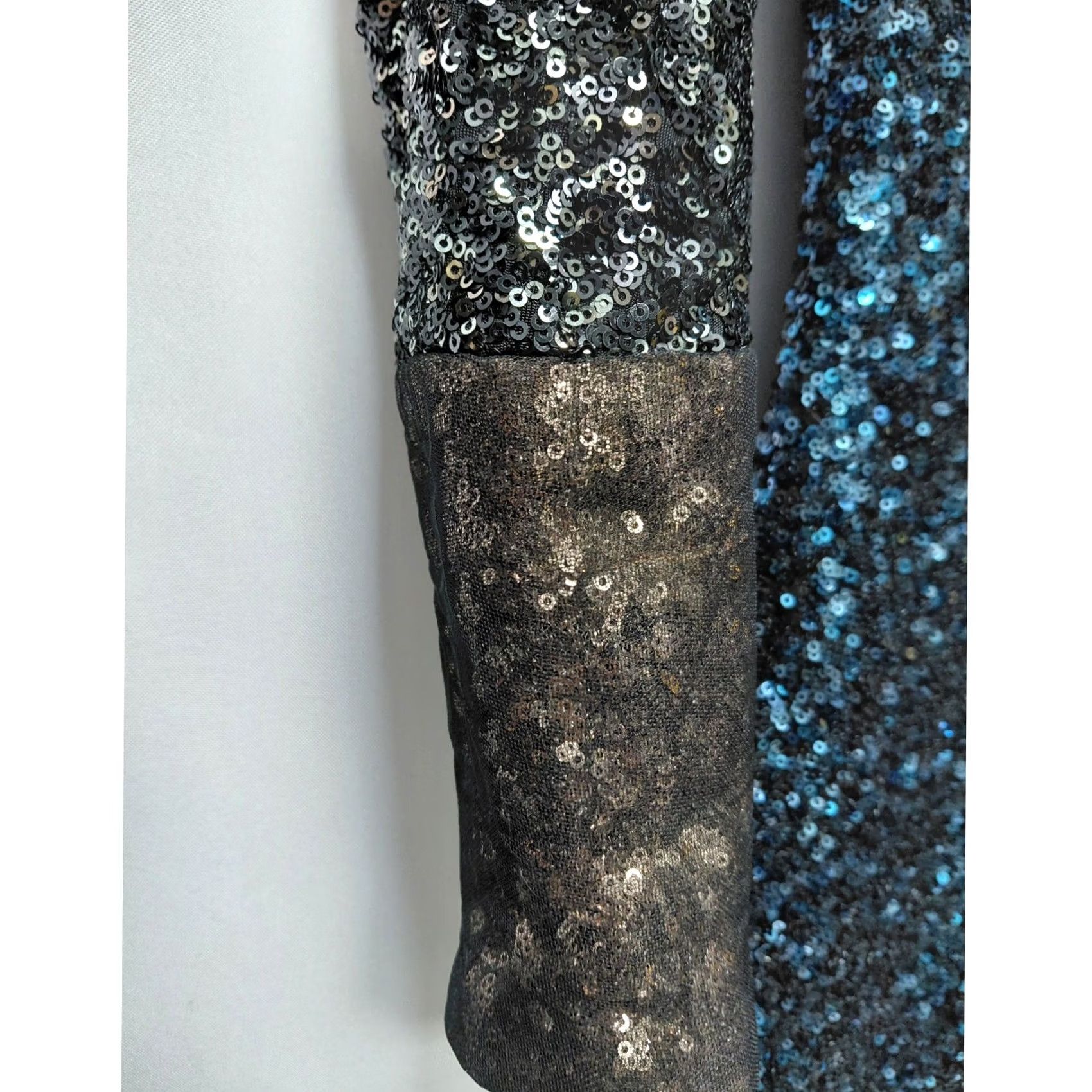 Dress the Population Dress The Population Sequin Dress Blue Knit Long Sleeve Knee Length Women M Size M / US 6-8 / IT 42-44 - 3 Thumbnail