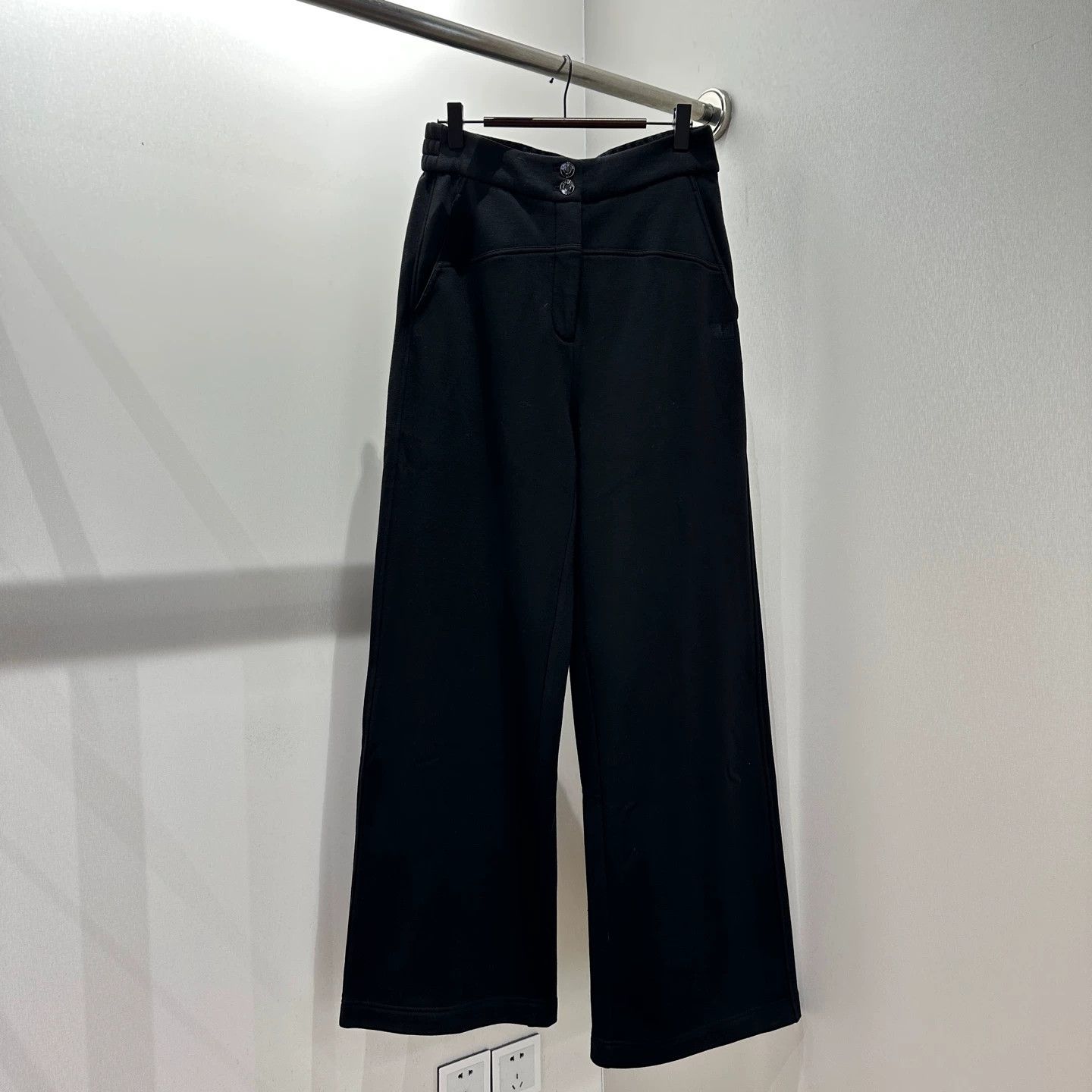 Iro Iro mar207 Logo Embroidered Button Casual Pants 36 Polyester Size 25" / US 0 / IT 36 - 1 Thumbnail