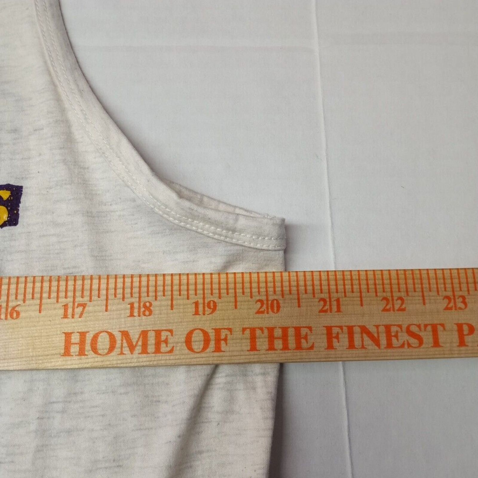 Chubbies Chubbies Men's The Wind Tank Top Graphic Sunset Waves Size M Size US M / EU 48-50 / 2 - 4 Thumbnail