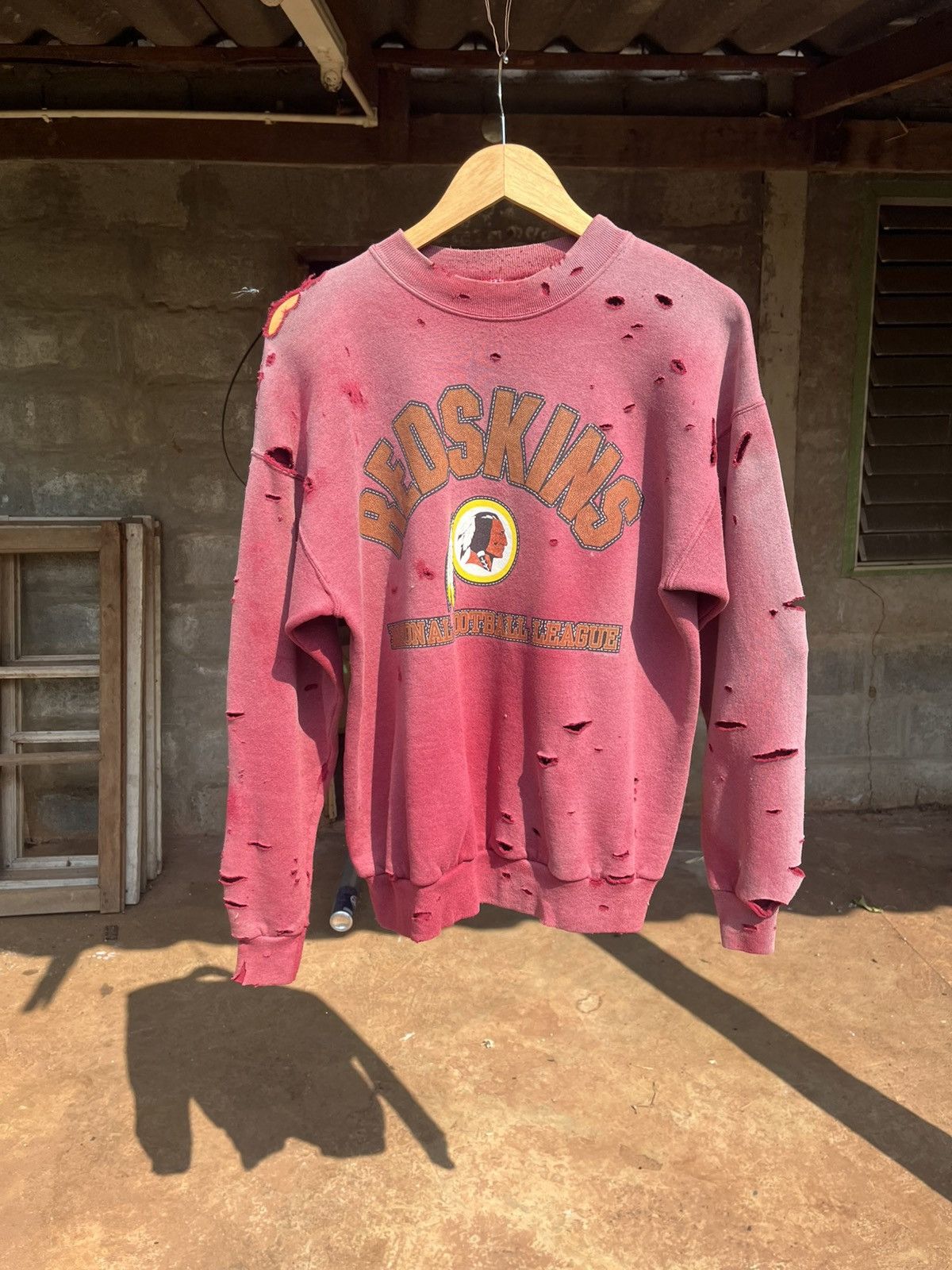 Vintage Thrashed faded redskins Distressed Size US L / EU 52-54 / 3 - 1 Thumbnail