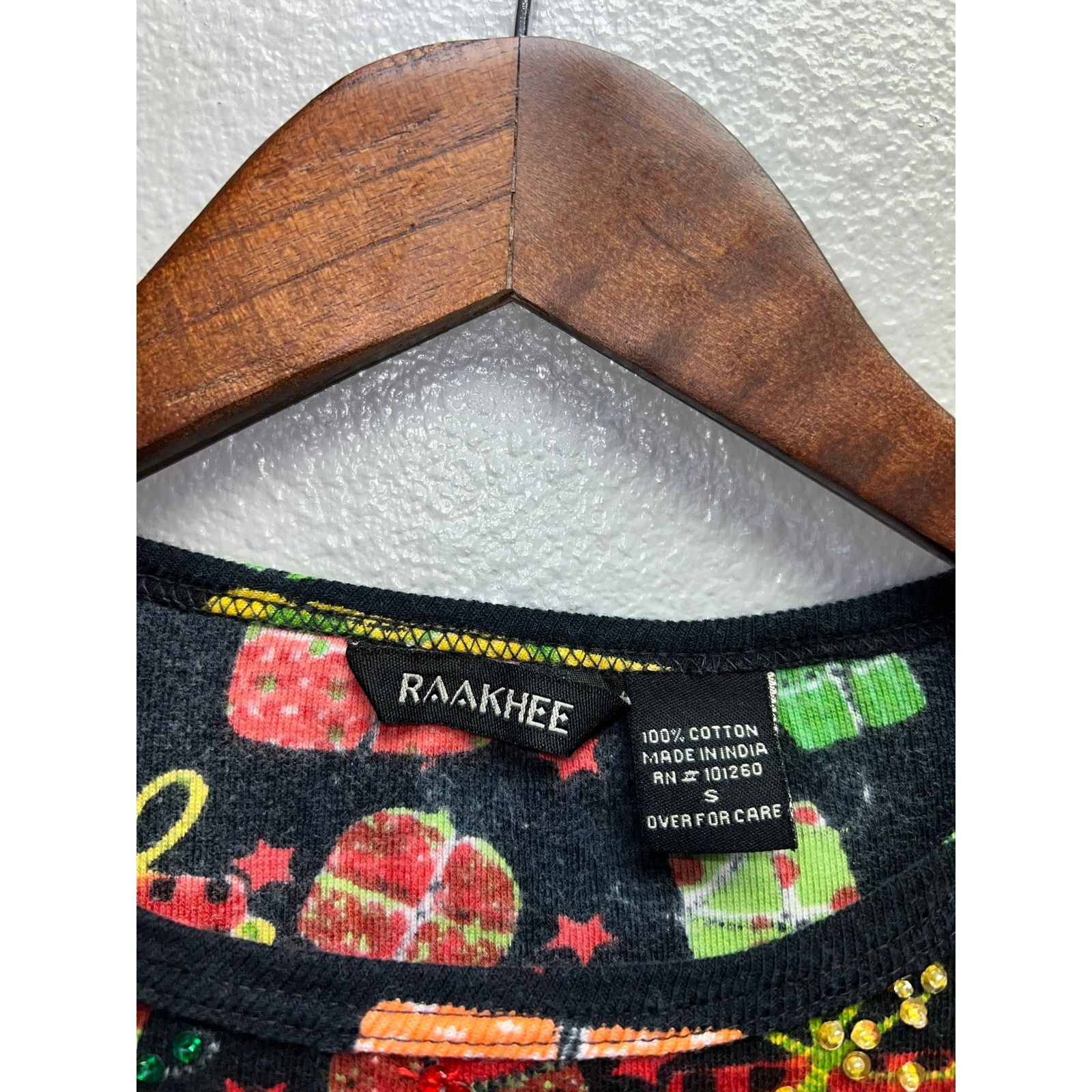 Vintage Womens Christmas Present Top Shirt Winter Gifts Raakhee Tee Size S / US 4 / IT 40 - 6 Thumbnail