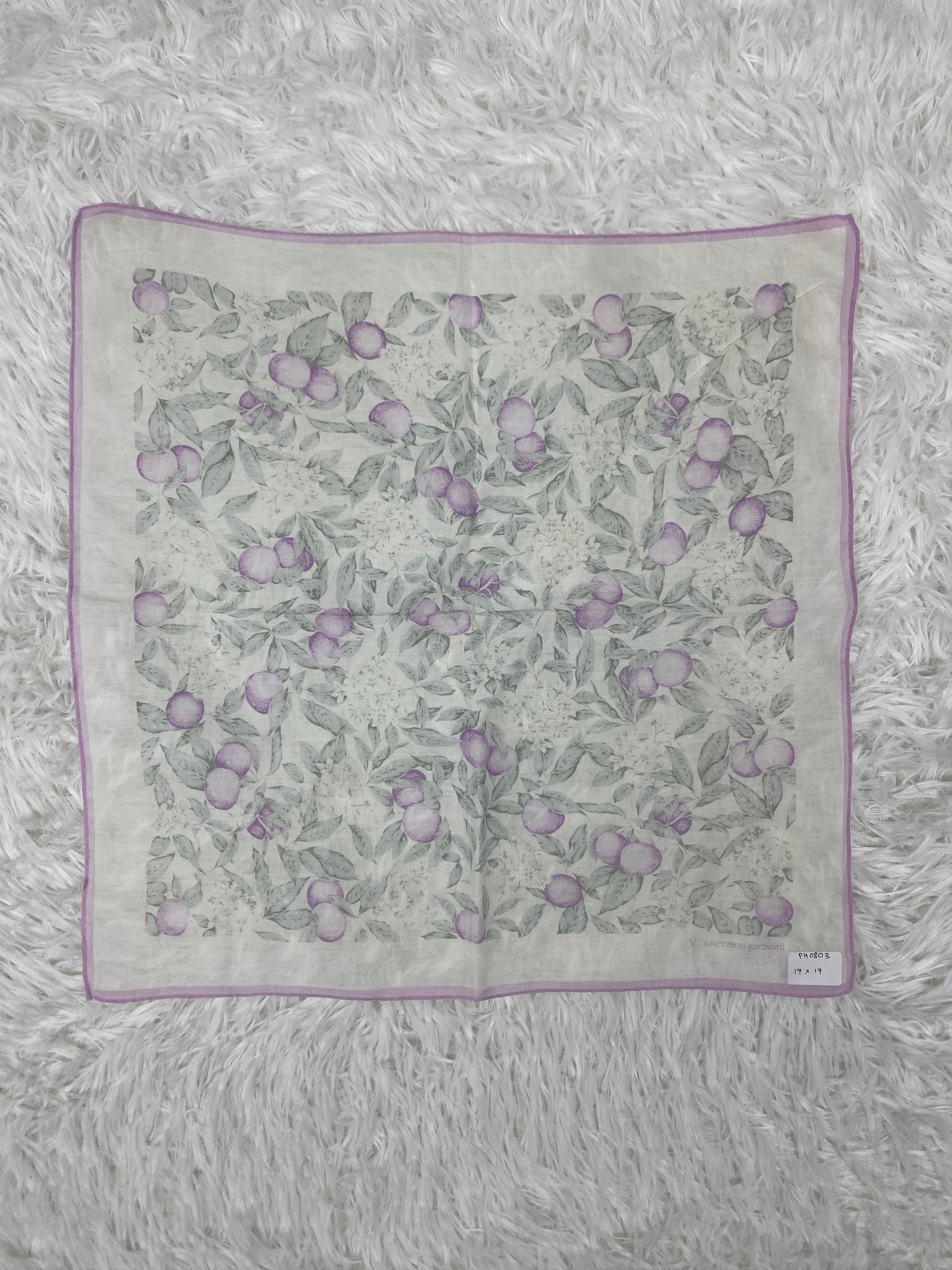 Valentino × Vintage Vintage Valentino Garavani Handkerchief Neckerchief PH0803 Size ONE SIZE - 3 Thumbnail
