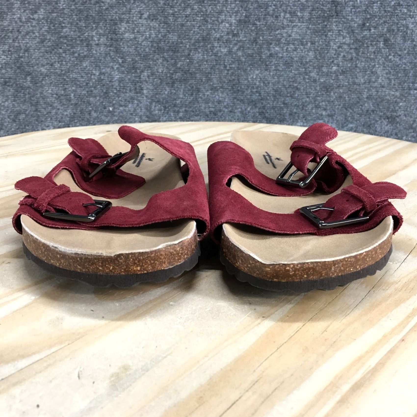 American Eagle Outfitters American Eagle Outfitters Sandals Womens 8 Slide Burgundy Buckle Comfort Casual Size US 8 / IT 38 - 7 Thumbnail