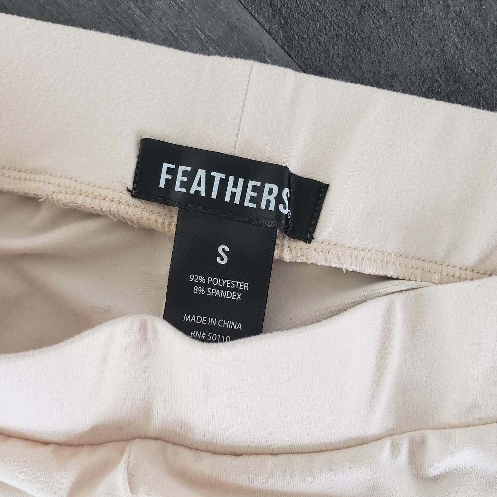 Designer Beige White Striped Feathers Sweat Suit Bottoms Size 28" / US 6 / IT 42 - 3 Thumbnail