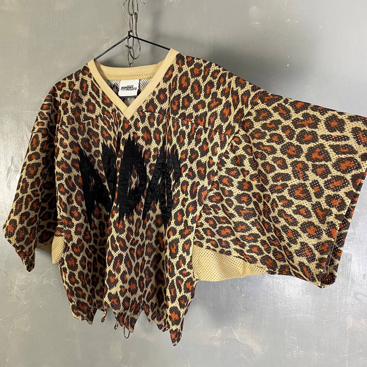 Adidas × Jeremy Scott Adidas Jeremy Scott SS12 Leopard Jersey Size L / US 10 / IT 46 - 5 Thumbnail