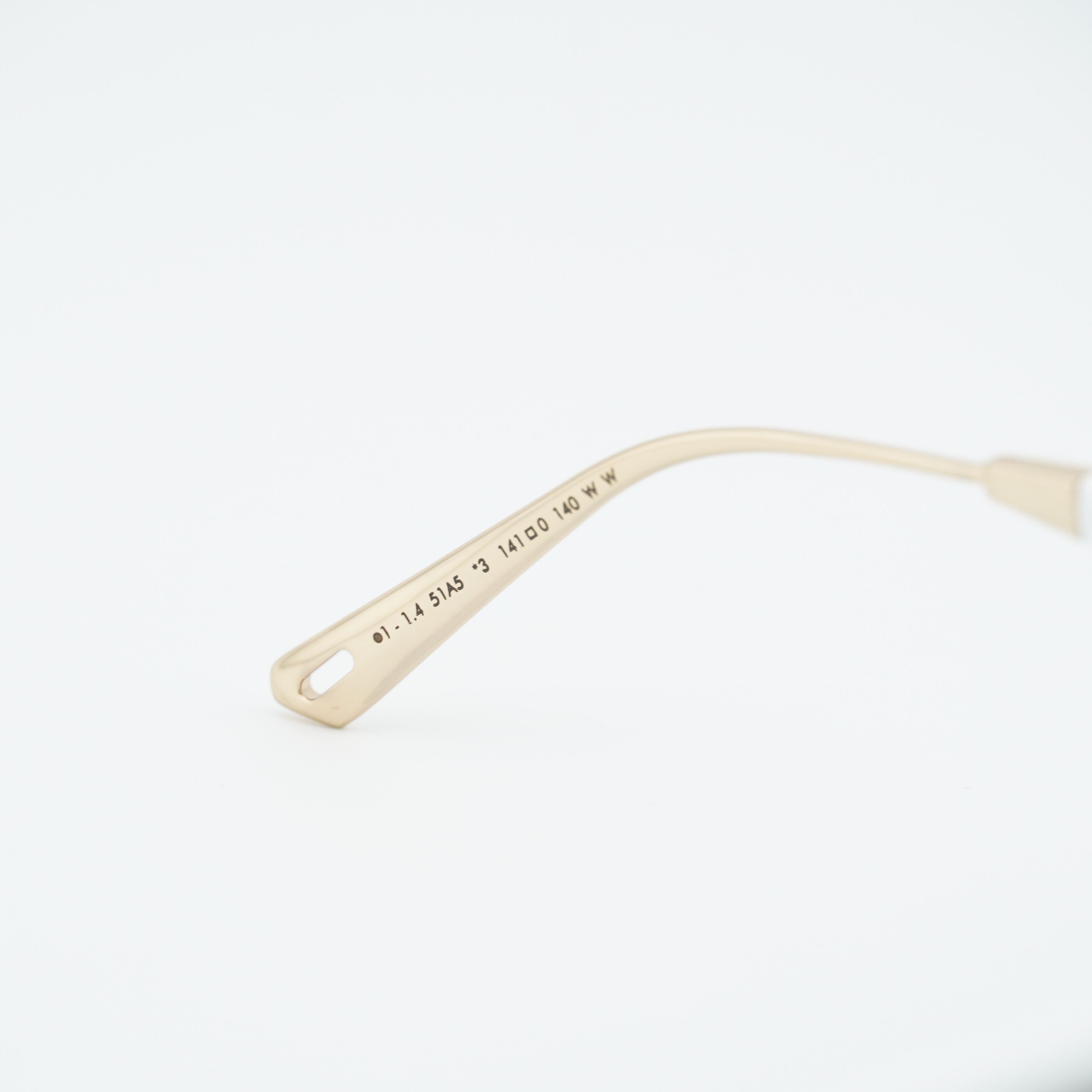 Dior Dior DIORCLUB M7U 51A5 Sunglasses White Shield Frame Size ONE SIZE - 4 Thumbnail