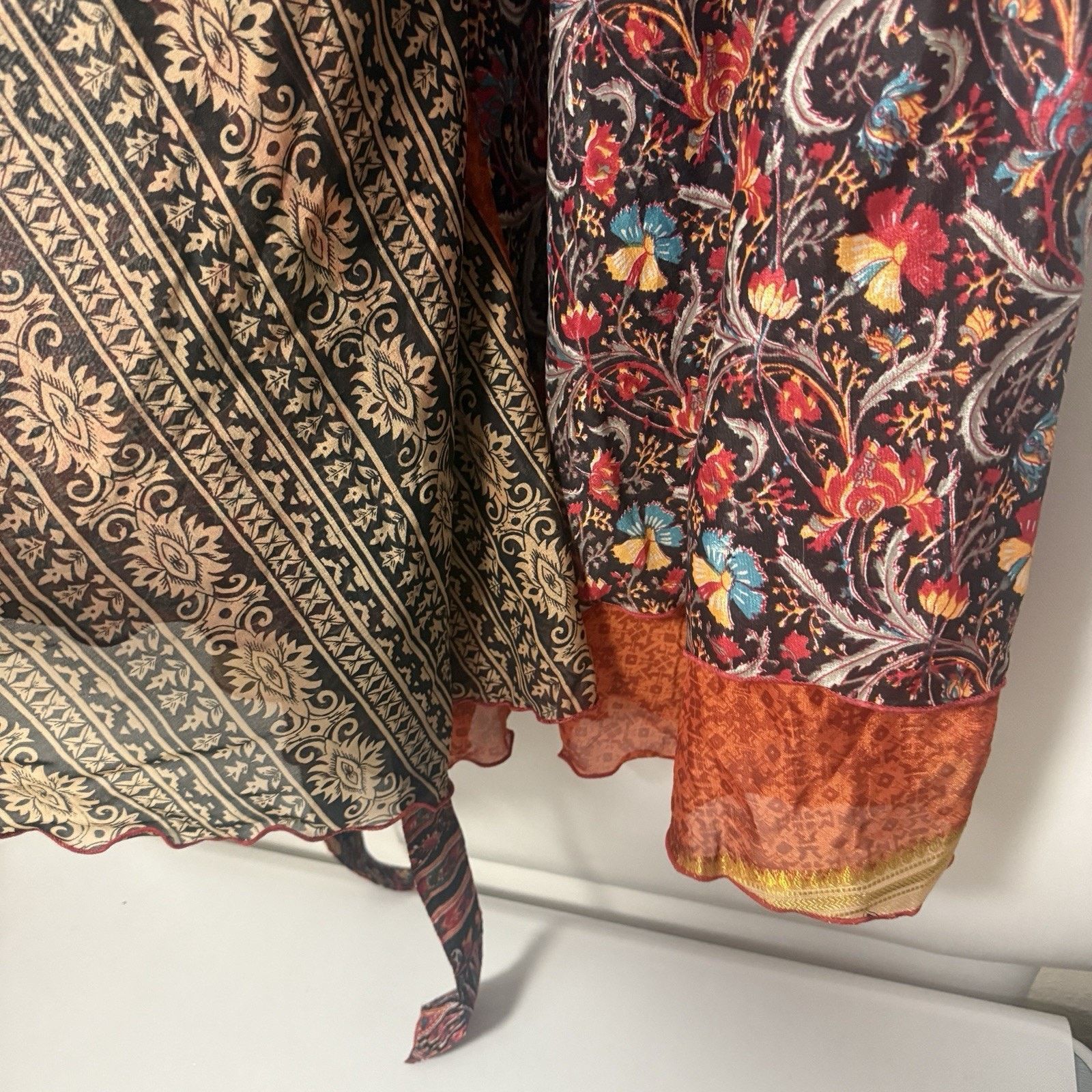 Other Wevez Wrap India Silk Blend Paisley Floral Boho Skirt Size 36" / US 14 / IT 50 - 4 Thumbnail