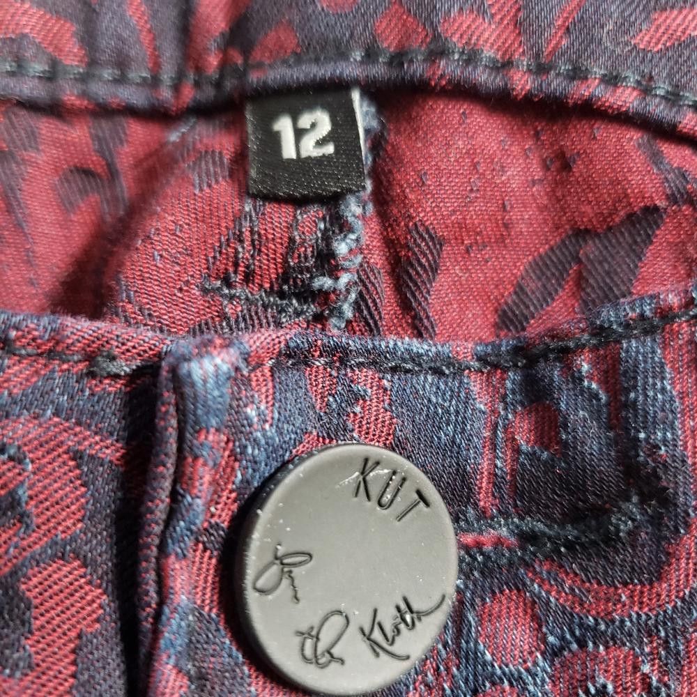 Designer CT685 Kut from the Kloth Ladies Red & black Floral Jean 12 Size 34" / US 12 / IT 48 - 6 Thumbnail