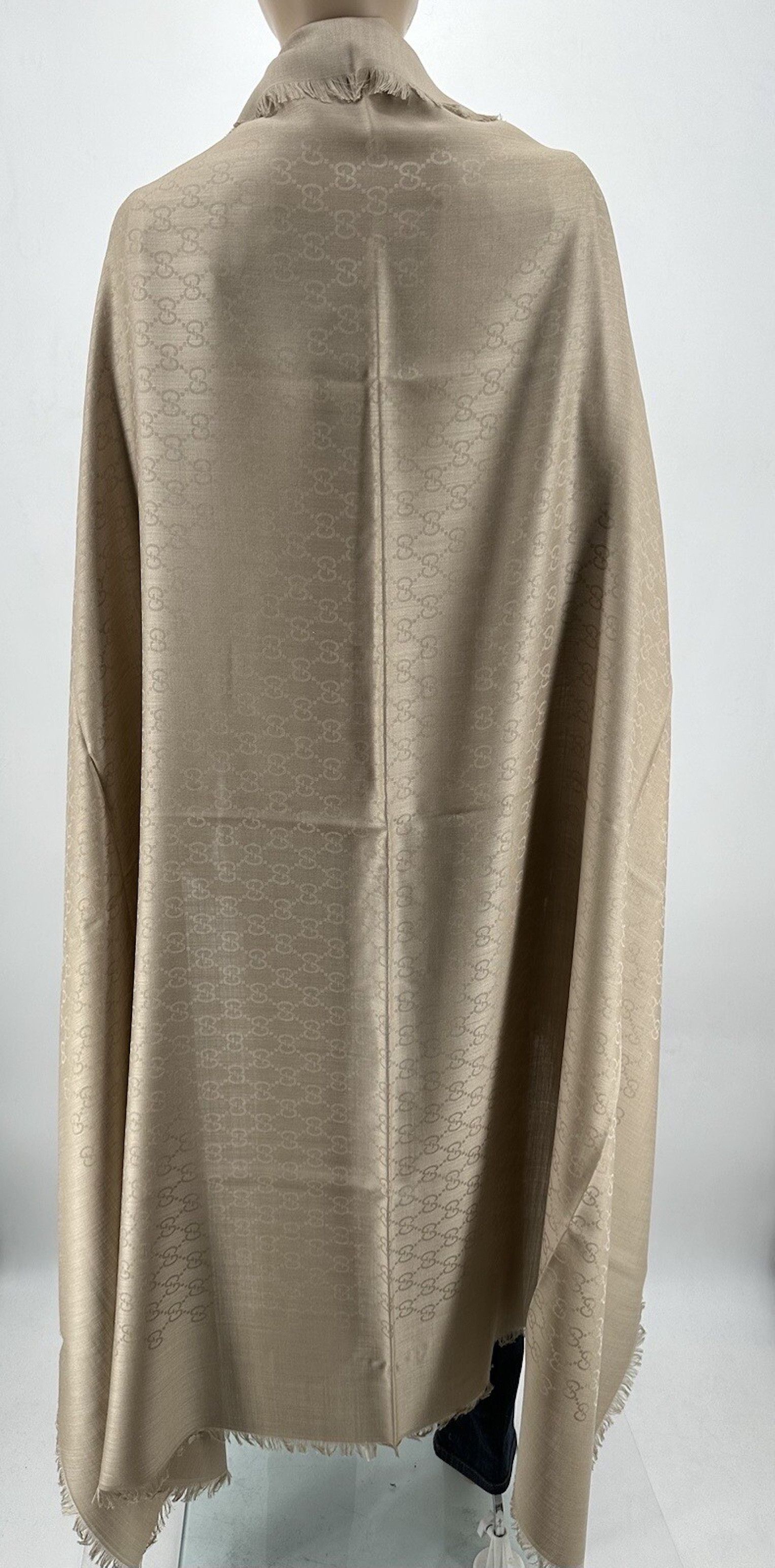 Gucci 135x135cm New Gucci Scarves Wool/Silk Size ONE SIZE - 6 Thumbnail