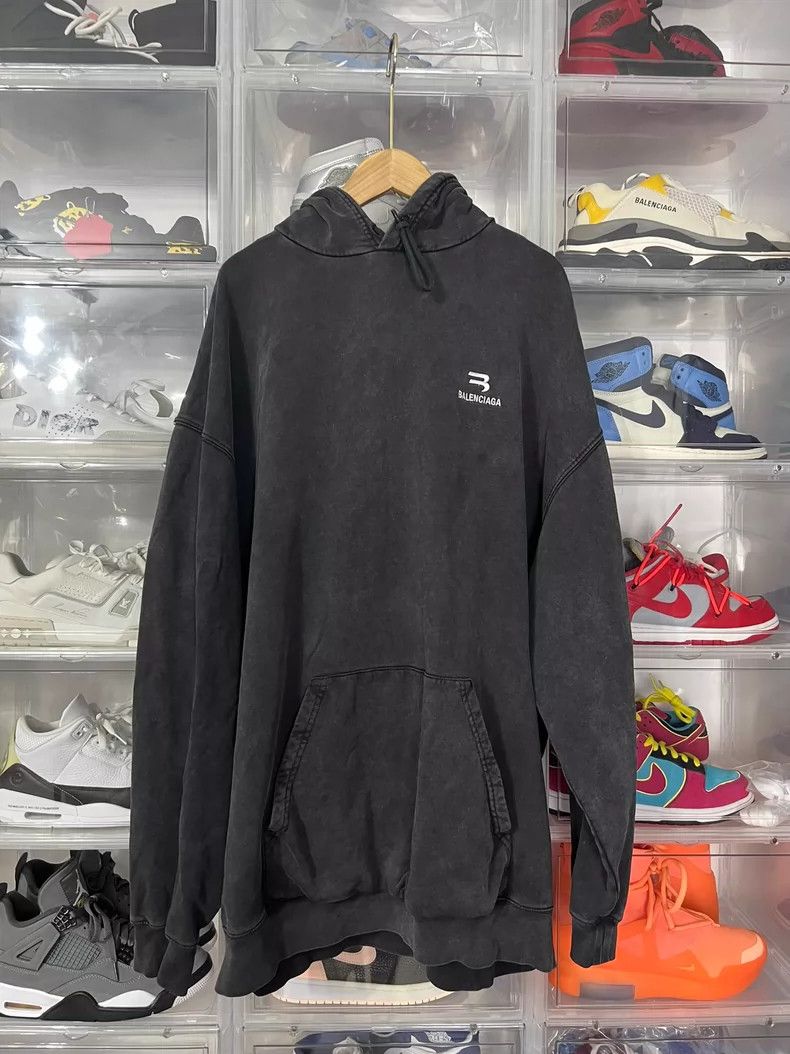 Other Balenciaga Wash to make old hoodies. Size US L / EU 52-54 / 3 - 1 Thumbnail
