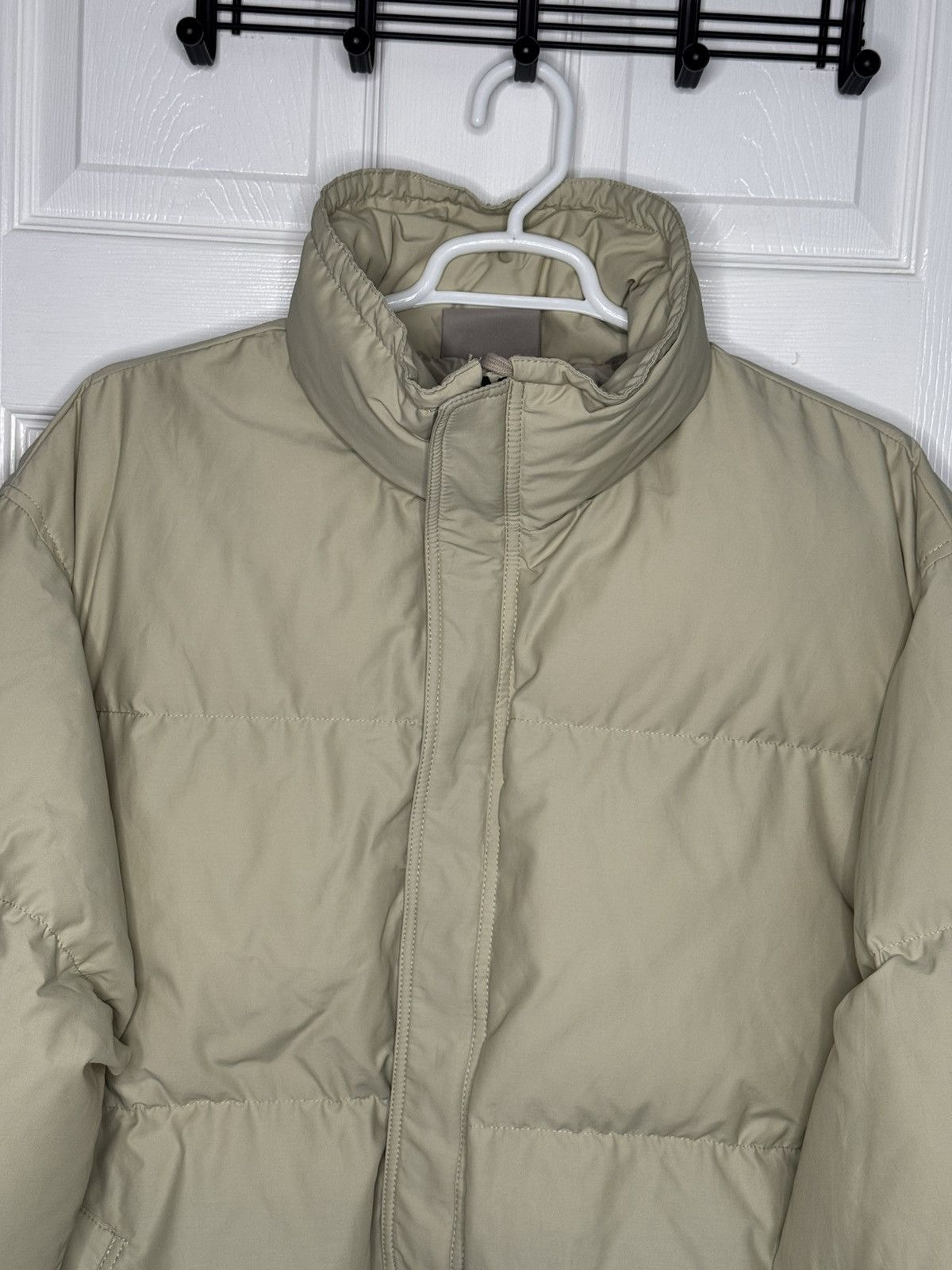 Fear of God Fear of God ESSENTIALS Puffer Size US XL / EU 56 / 4 - 4 Thumbnail