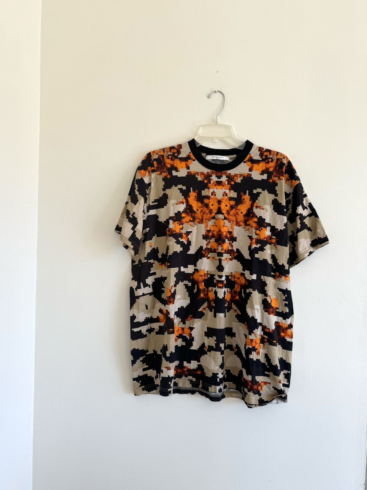 image of Givenchy Colombian Camo-Print Tee, Men's (Size XS)