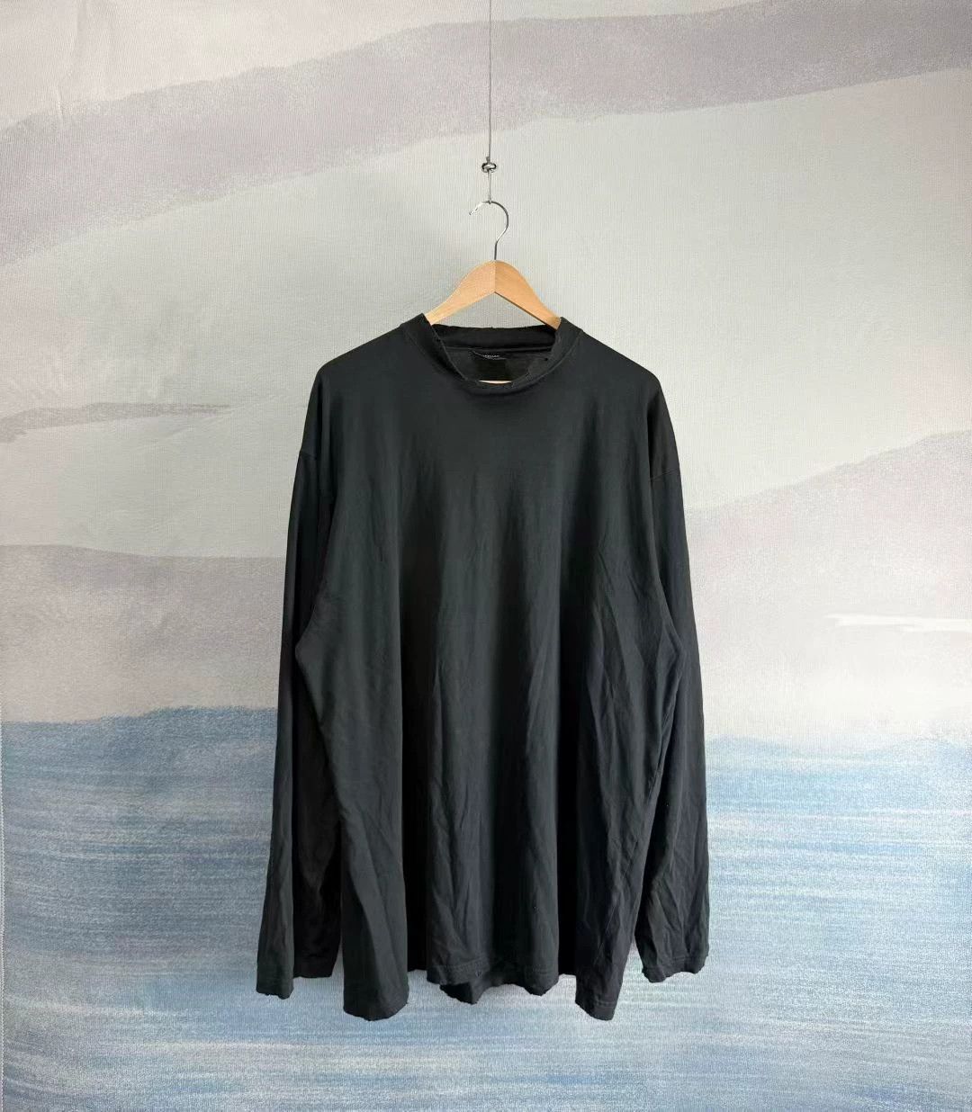 Balenciaga Balenciaga Black Embroidered Logo Longsleeve - dmc Size US XL / EU 56 / 4 - 1 Thumbnail