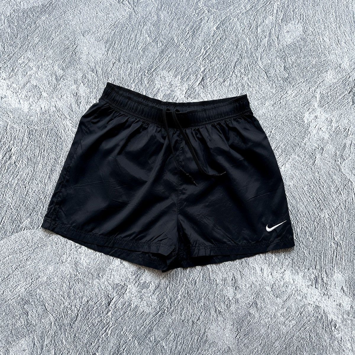 Nike × Vintage Vintage Women’s Nike Shorts Black Size: M Size 30" / US 8 / IT 44 - 4 Thumbnail