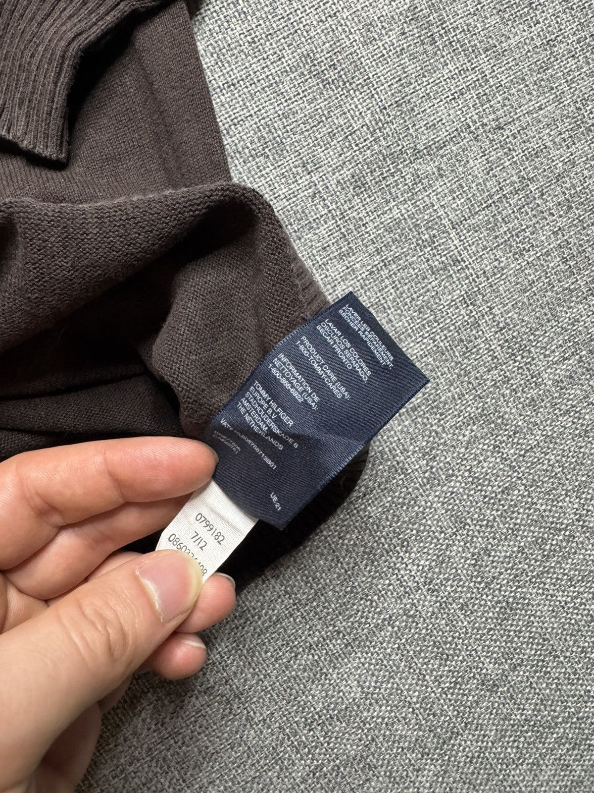 Tommy Hilfiger Tommy Hilfiger brown sweater S Size US S / EU 44-46 / 1 - 11 Thumbnail
