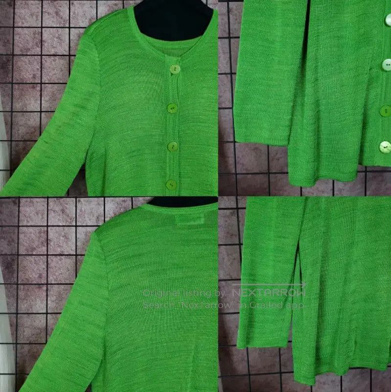 Yves Saint Laurent YSL Green Long Sleeve Knit Top for Women . Size M / US 6-8 / IT 42-44 - 7 Thumbnail