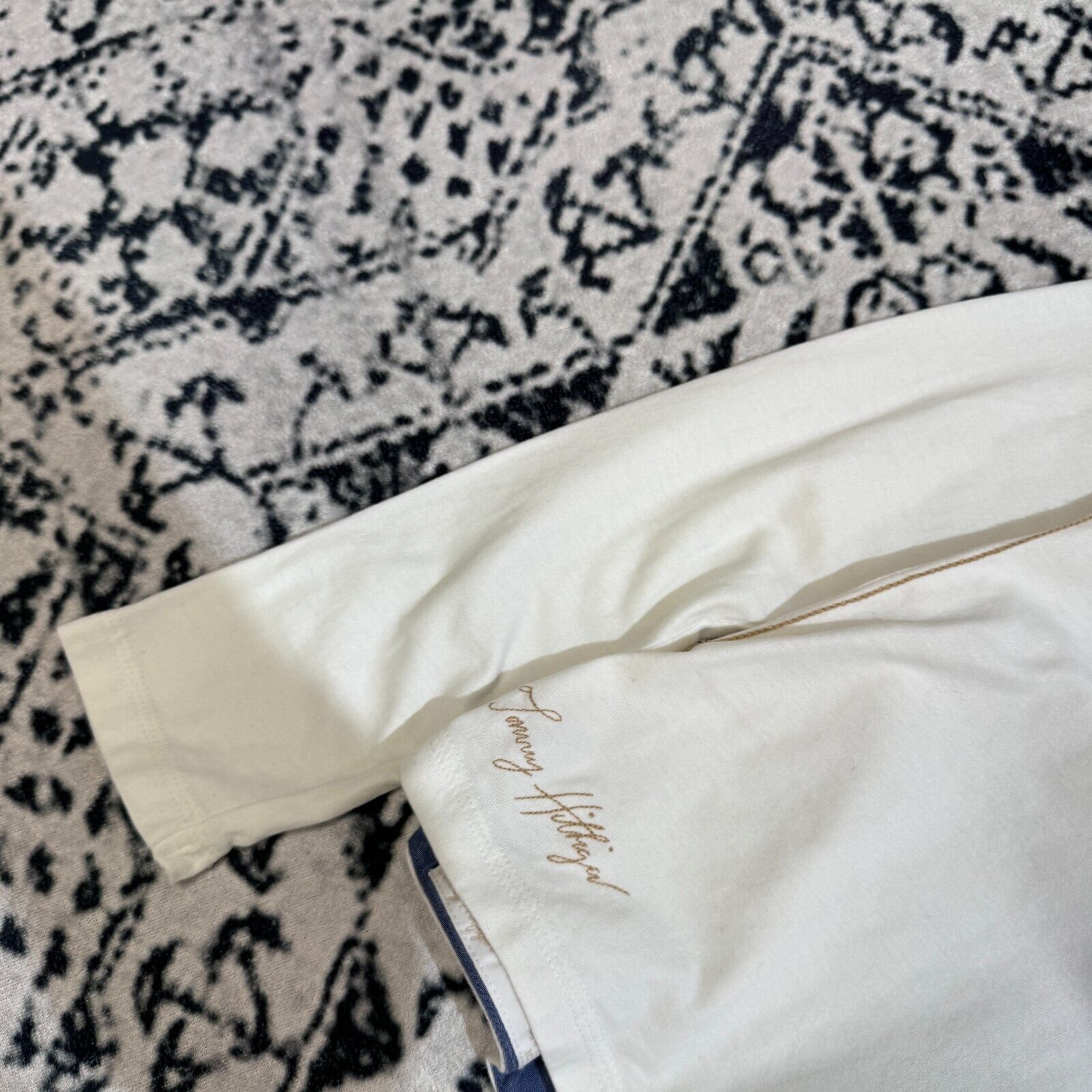 Tommy Hilfiger × Vintage Vintage Tommy Hilfiger Unisex White Cotton Polo Shirt Size S Size US S / EU 44-46 / 1 - 8 Thumbnail