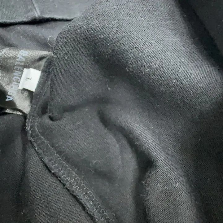 Balenciaga Balenciaga Balenciaga Black Graphic Long Sleeve TShirt -25 Size US M / EU 48-50 / 2 - 3 Thumbnail