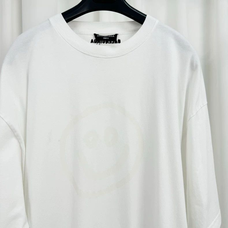 Balenciaga Balenciaga Glow in the dark smiley face embroidery letter Size US S / EU 44-46 / 1 - 3 Thumbnail
