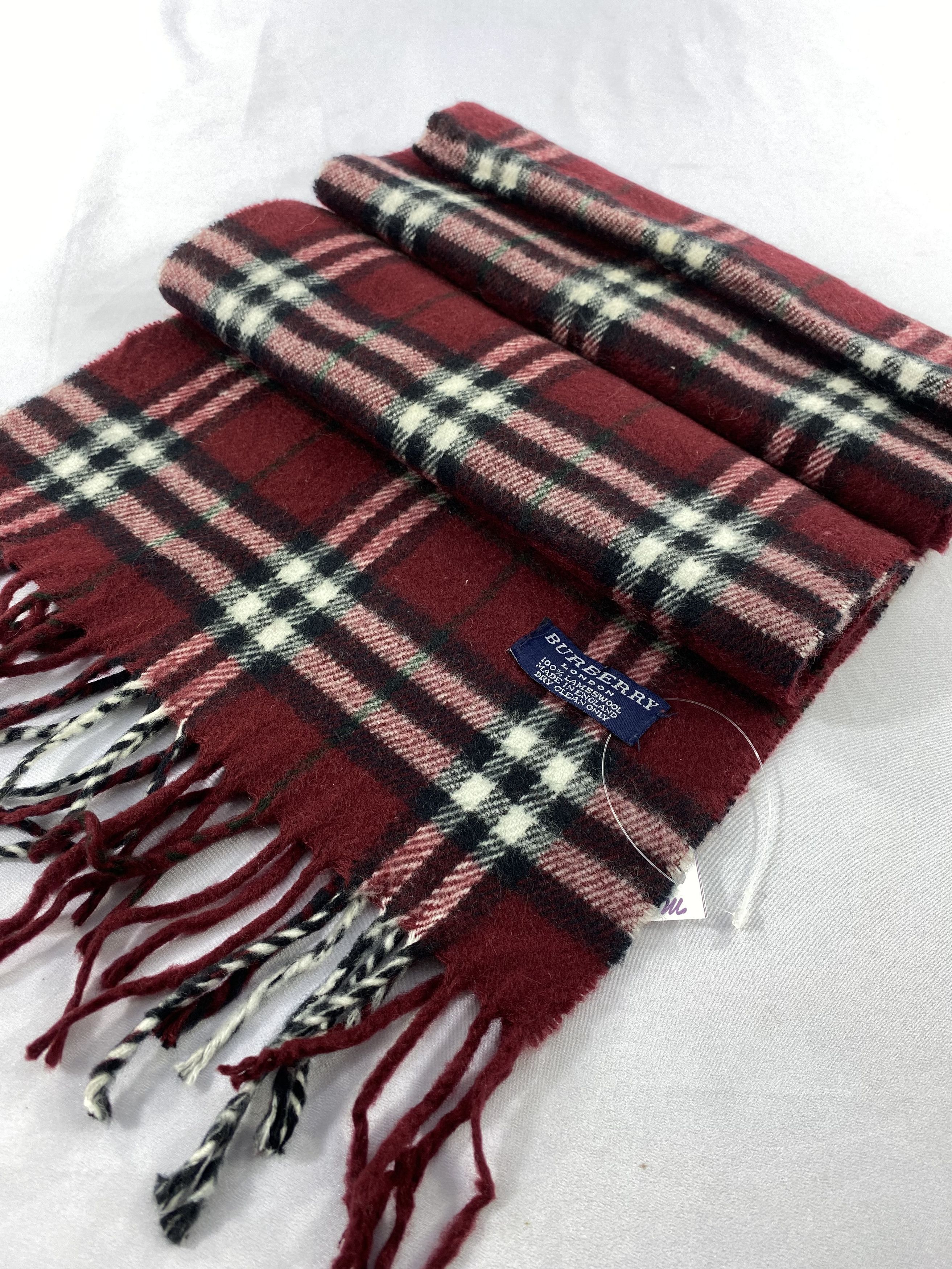Burberry Burberry Scarf / Muffler / Neckwear Size ONE SIZE - 2 Thumbnail