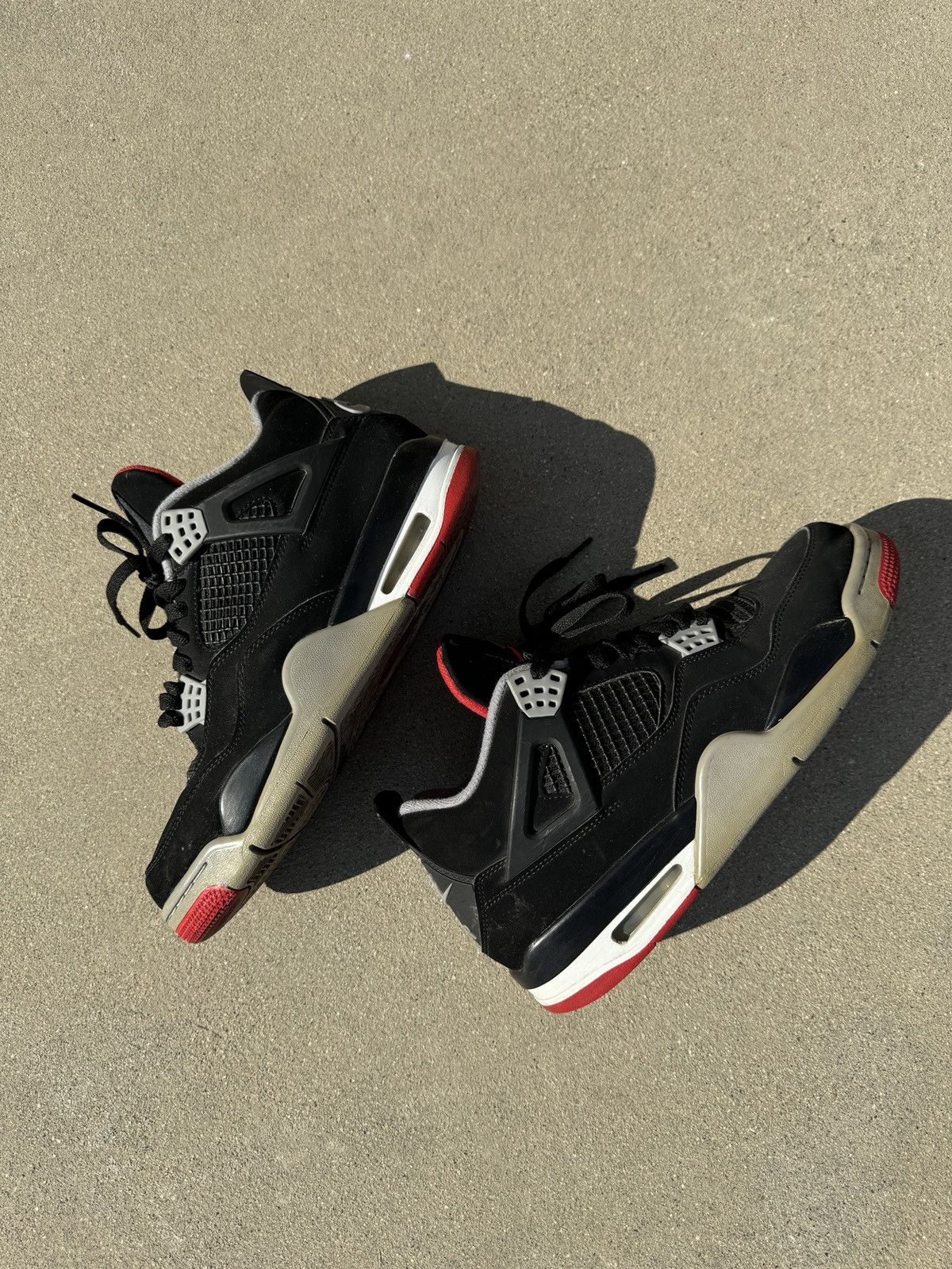 Jordan Brand 2019 Jordan 4 retro OG bred Size US 9.5 / EU 42-43 - 1 Thumbnail