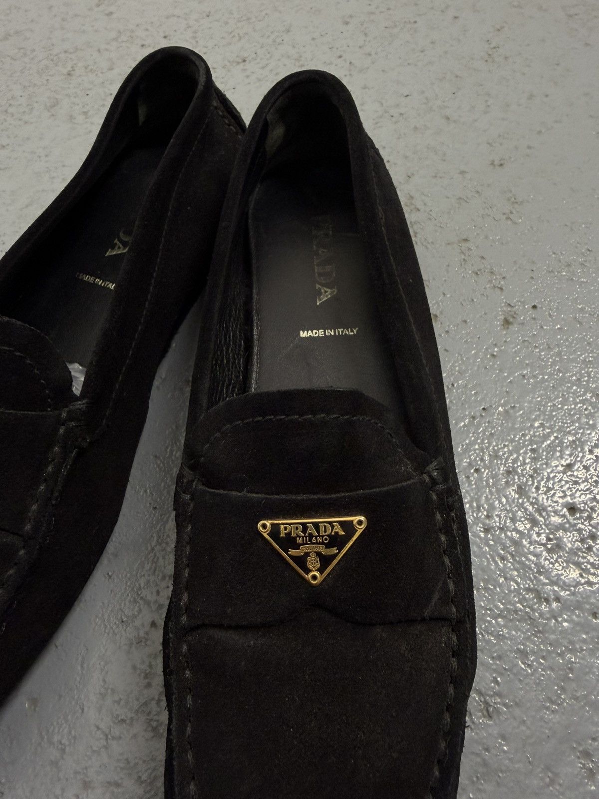Prada Prada Suede Metal Logo Moccasins Size US 8 / IT 38 - 9 Thumbnail