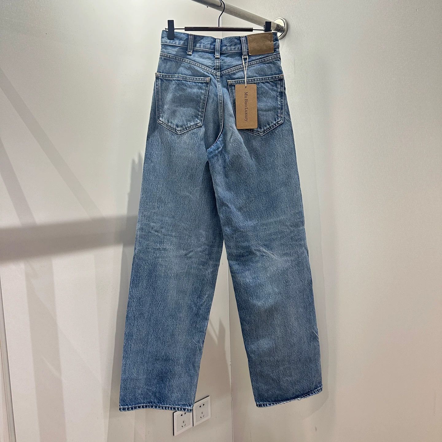 Celine Celine May298 Light Wash Women's Jeans 24 Size 24" / US 00 / IT 34 - 2 Thumbnail