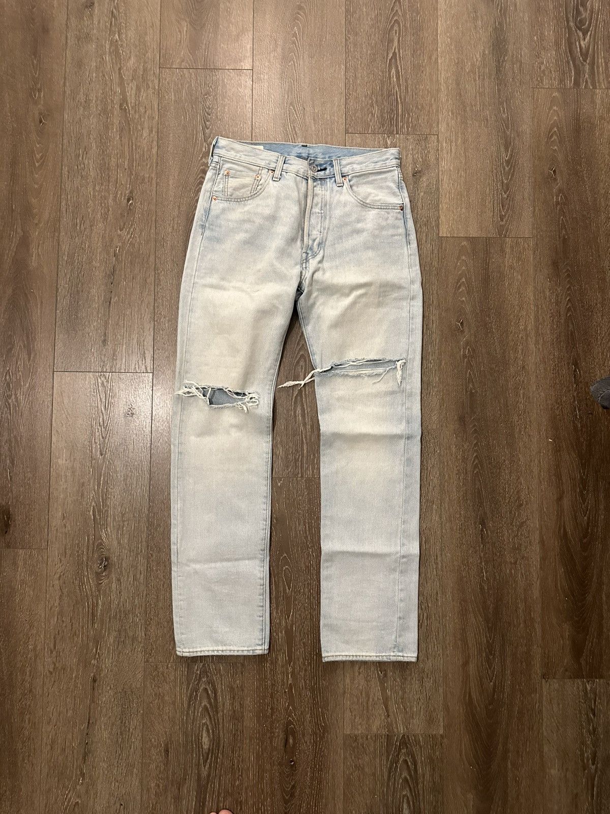Levi's Levi’s 501 Premium knee ripped jeans 29/32 Size US 29 - 1 Thumbnail