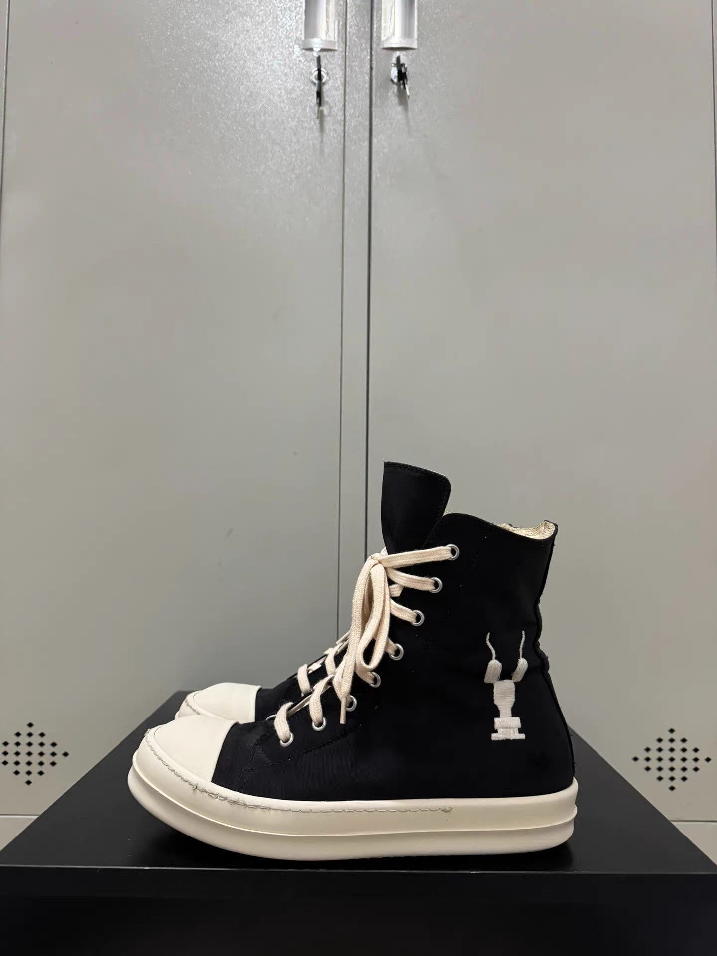 Rick Owens Rick Owens Drkshdw Converse high-top sneakers Size US 7 / EU 40 - 7 Thumbnail