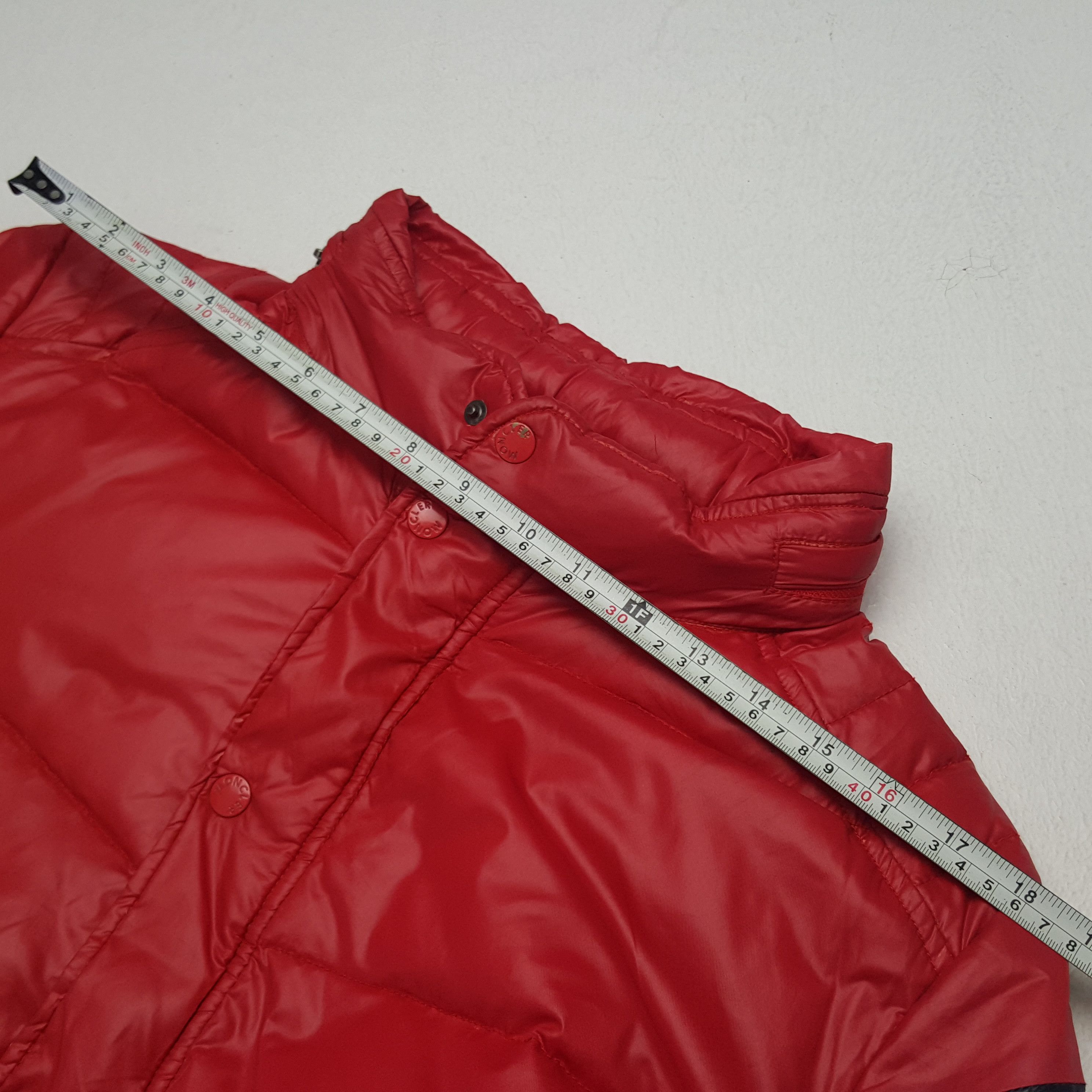 Vintage Vintage Moncler Italian Brand Puffer Jacket Size US M / EU 48-50 / 2 - 6 Thumbnail