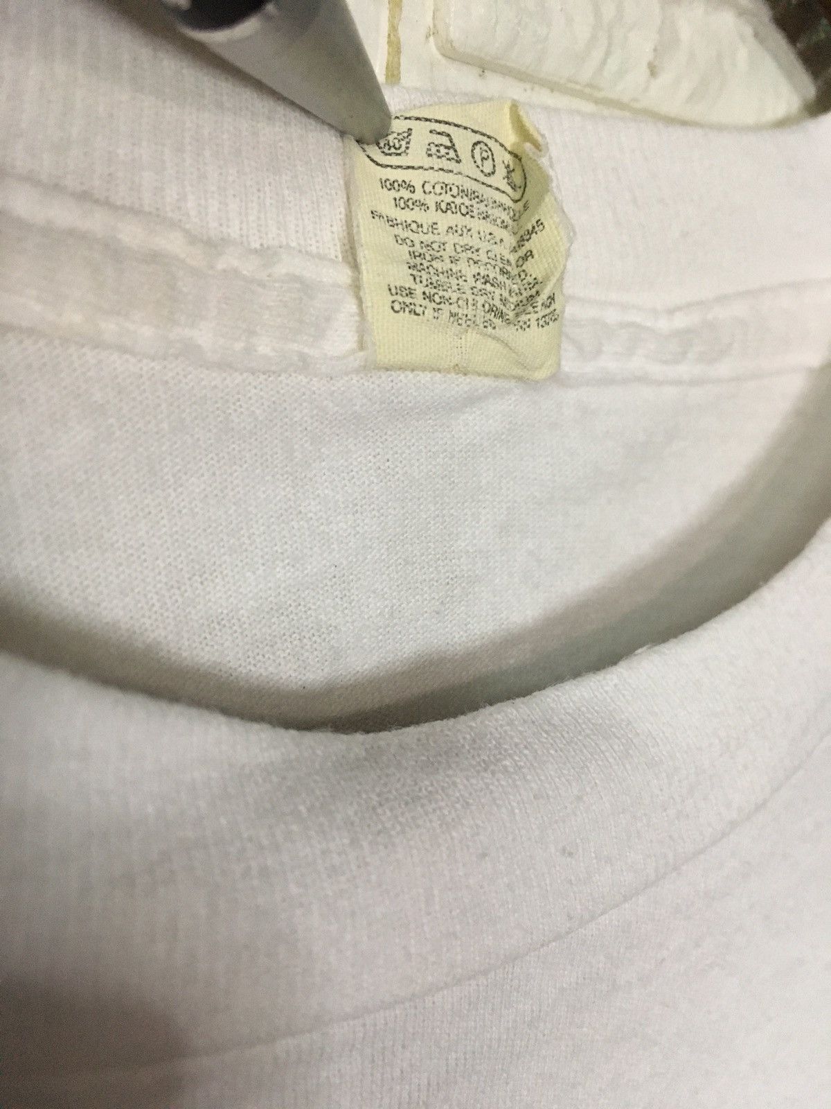 Guess × Vintage Vintage Guess T-Shirt Size US XL / EU 56 / 4 - 9 Thumbnail