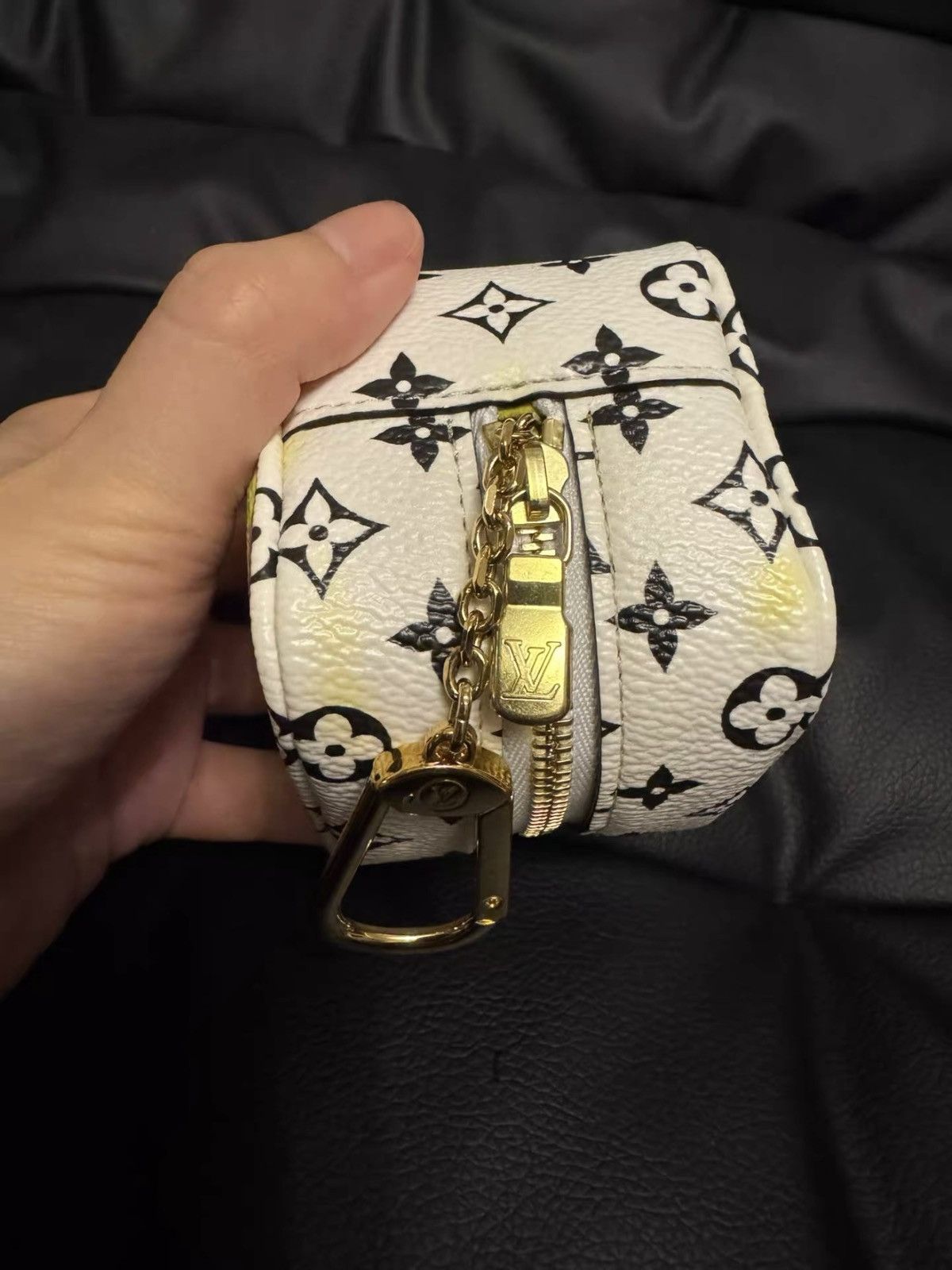 Louis Vuitton Louis Vuitton Monogram Giant Cube coin pouch bag Size ONE SIZE - 9 Thumbnail