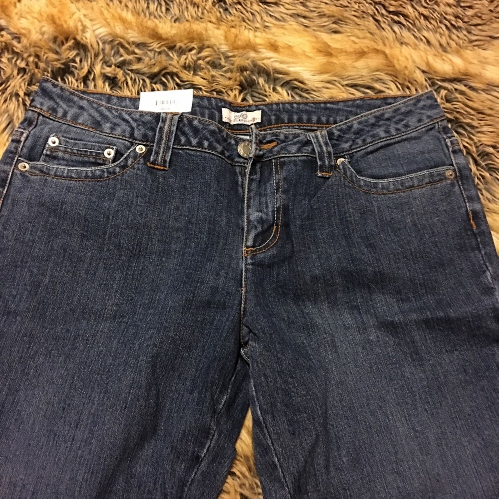 Other SO brand stretch flare jeans NWT 13 average Size 35" - 3 Thumbnail