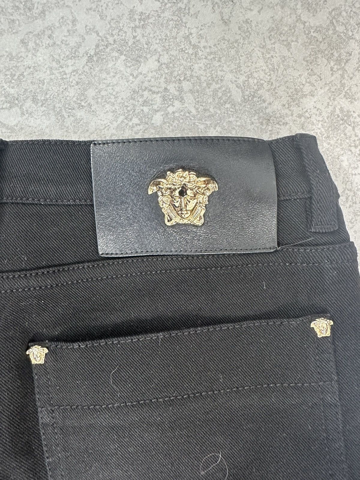 Versace Versace Embroidered and Beaded Jeans - As New Size 28" / US 6 / IT 42 - 8 Thumbnail