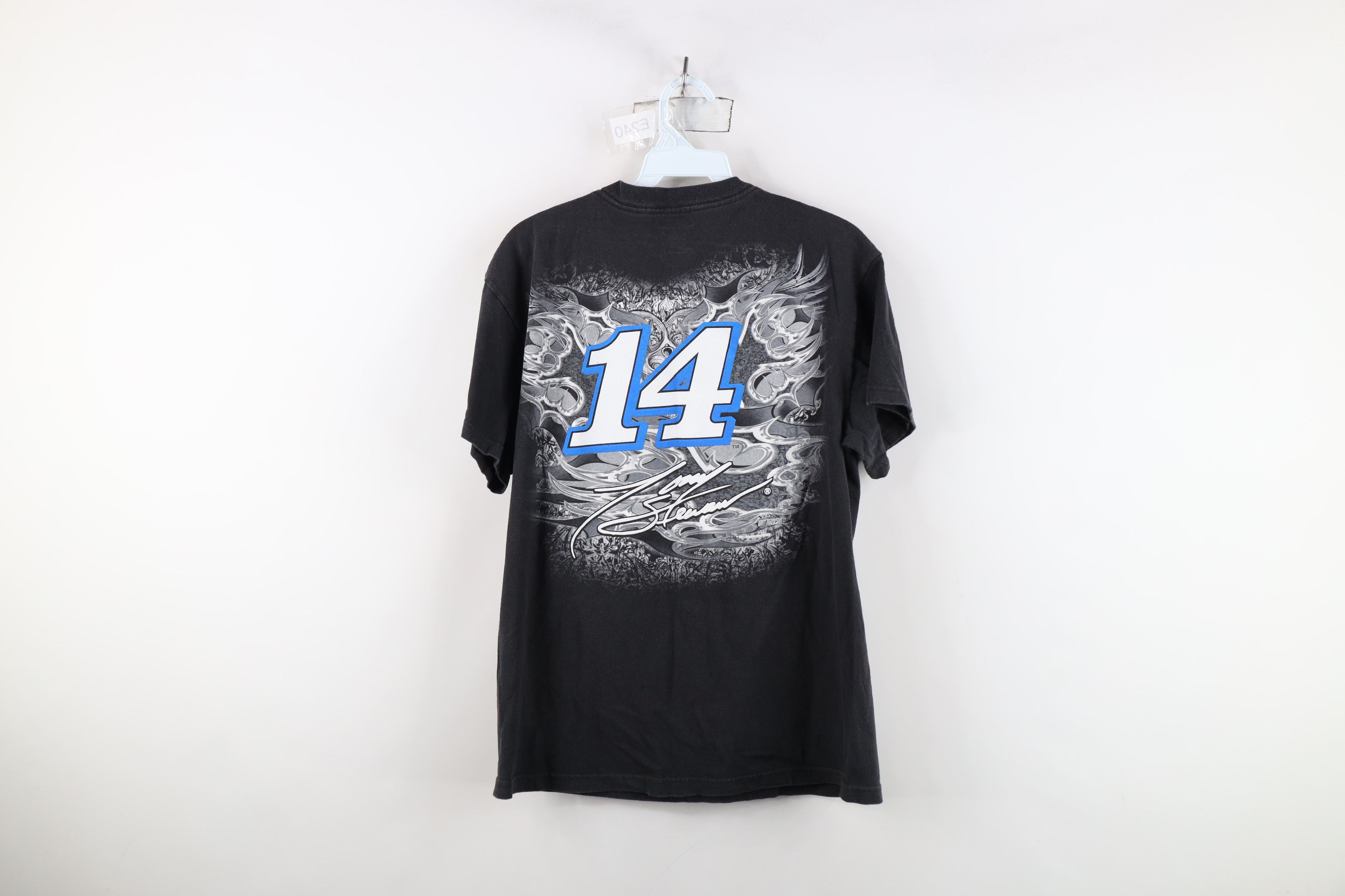 Vintage Vintage Y2K NASCAR Tribal Flames Tony Stewart Racing T-Shirt Size US M / EU 48-50 / 2 - 13 Thumbnail