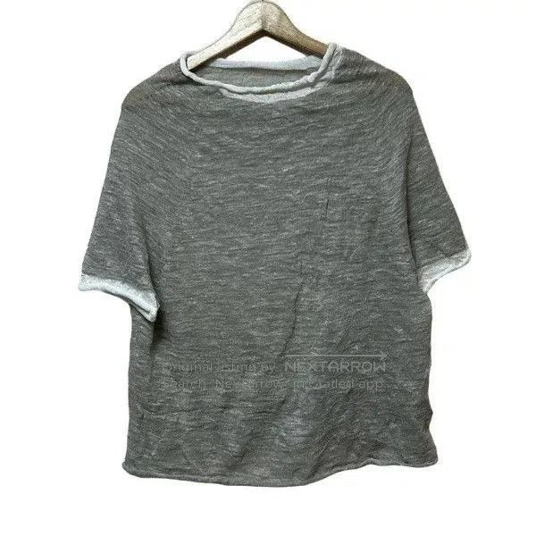 Y's Gray and White Women's Knit T.
