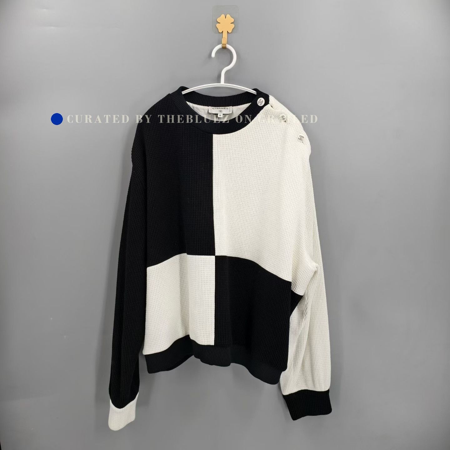 Chanel Chanel Pre-Spring Diamond Buckle Waffle Knit Sweater Size XL / US 12-14 / IT 48-50 - 1 Thumbnail