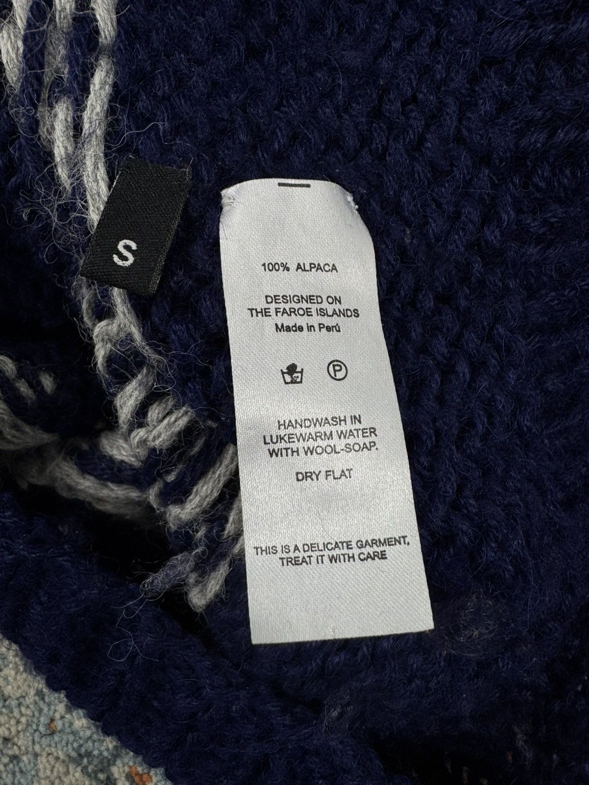 Japanese Brand guðrun & guðrun alpaca hair fuzzy button up cardigan Size S / US 4 / IT 40 - 11 Thumbnail
