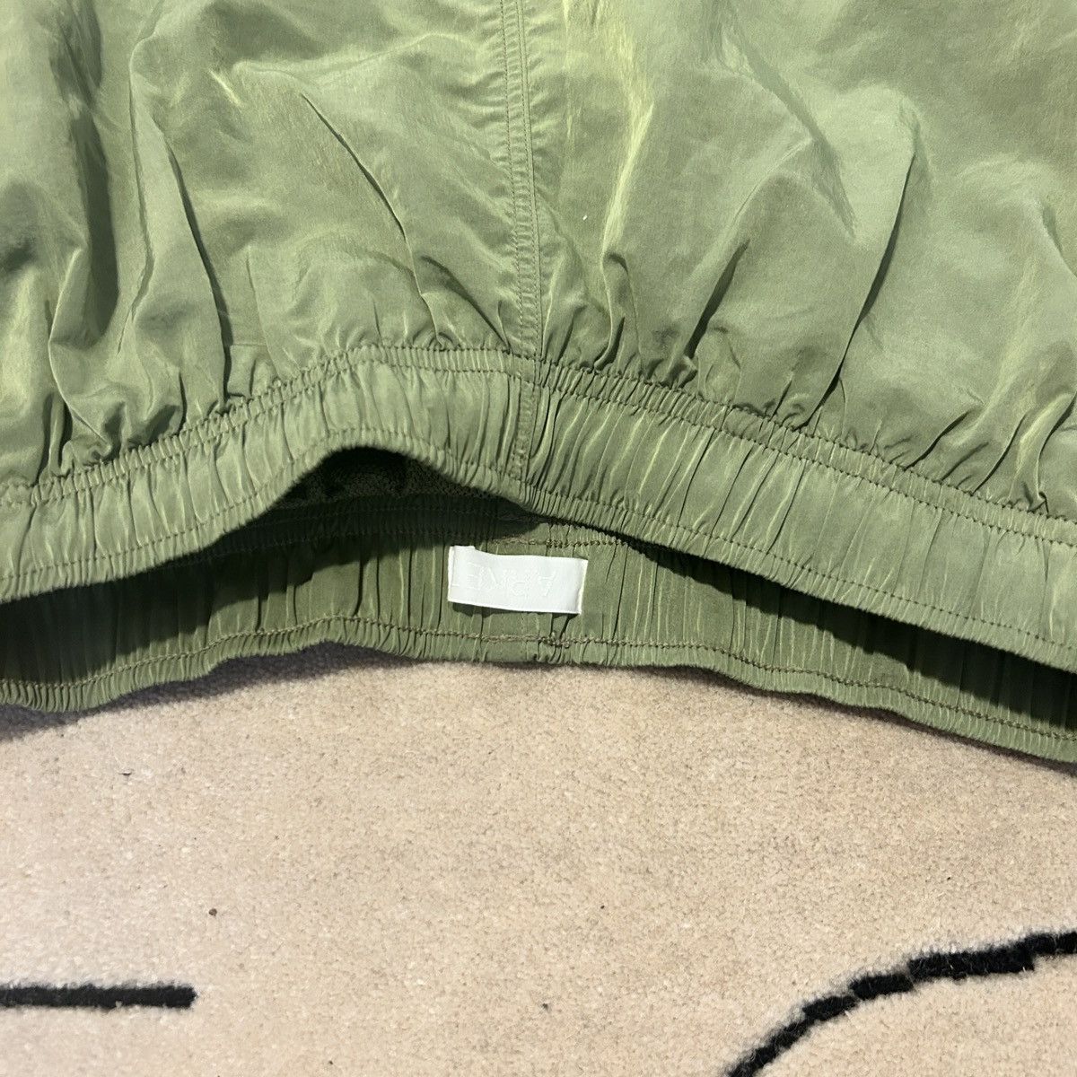Arket X Mr Porter Nylon shell shorts Size US 29 - 6 Thumbnail