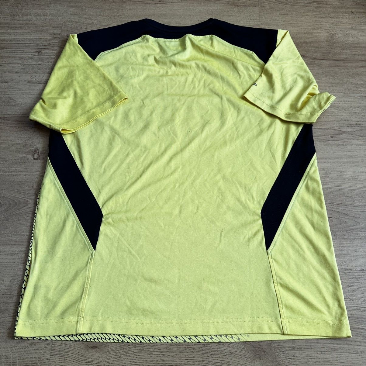 Reebok Liverpool Away football shirt 2004 - 2006 Yellow Reebok Size US XL / EU 56 / 4 - 7 Thumbnail