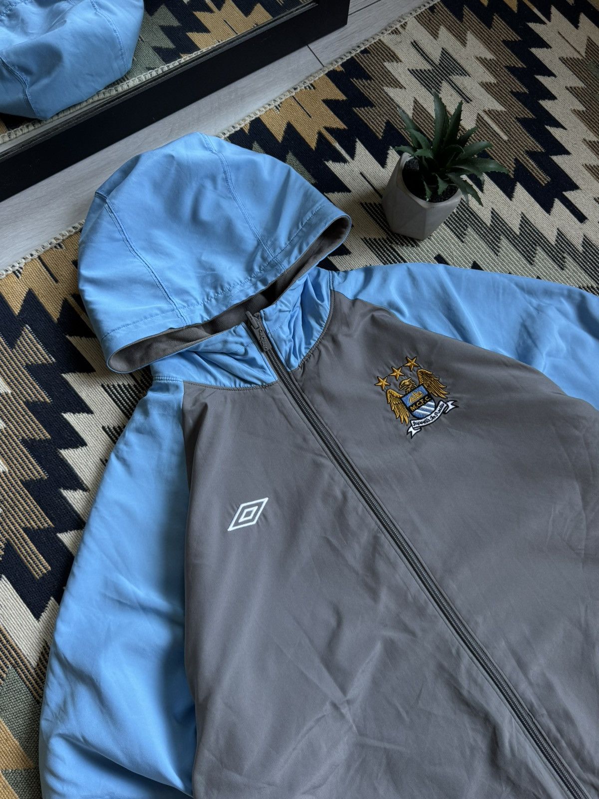 Umbro Vintage Umbro Manchester City Reversible Nylon Jacket Size US XL / EU 56 / 4 - 5 Thumbnail