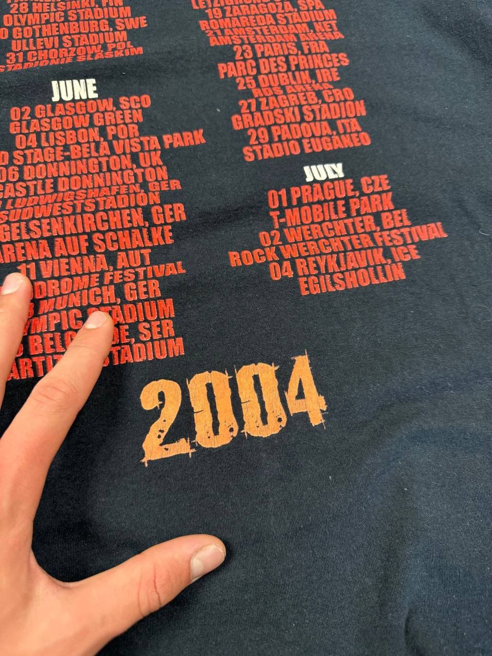 Band Tees Vintage Metallica St - Anger 2004 Tour Band T-shirt Size M Size US M / EU 48-50 / 2 - 10 Thumbnail