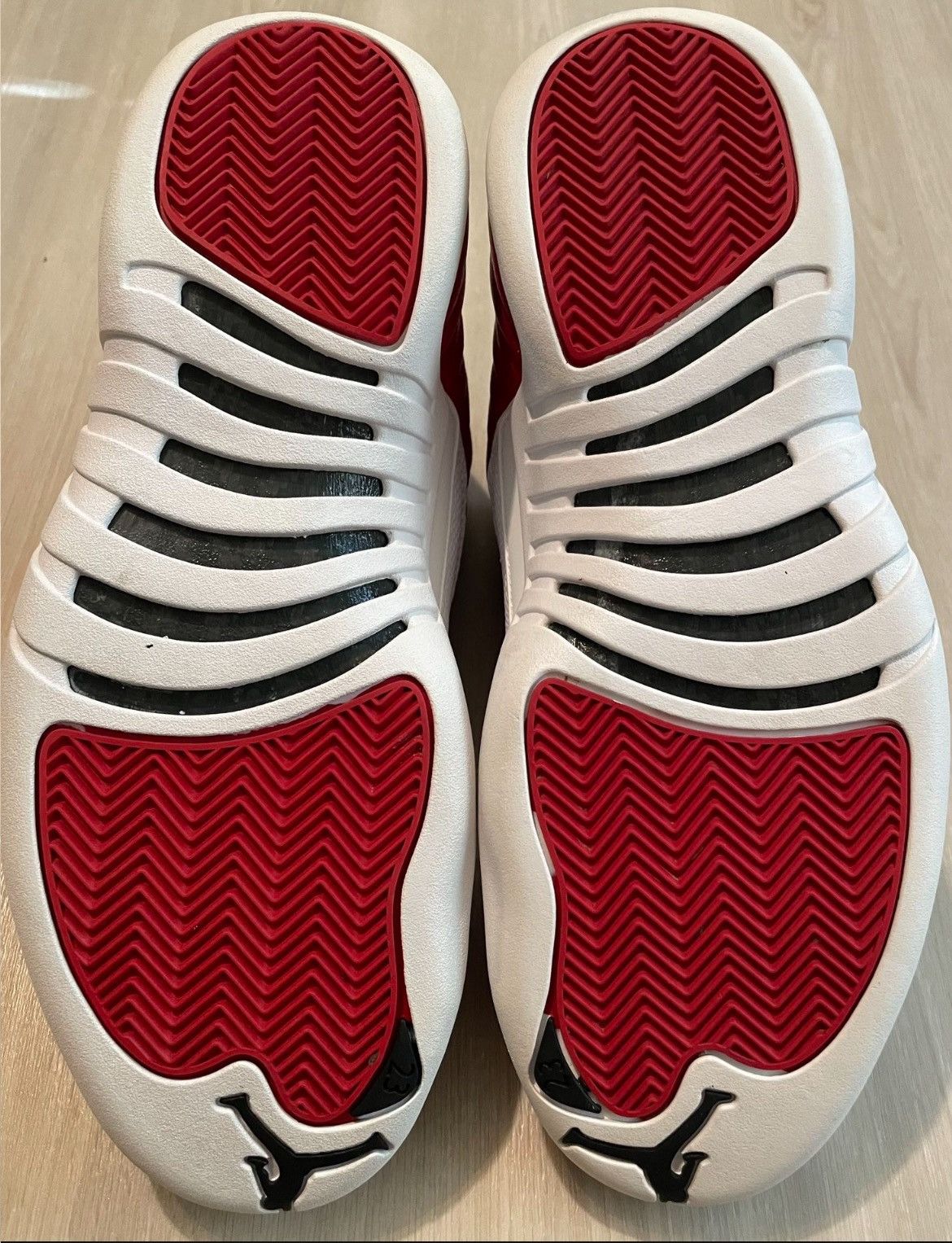 Jordan Brand × Nike Jordan 12 Retro Gym Red 2016 Mens 9.5 Size US 9.5 / EU 42-43 - 5 Thumbnail