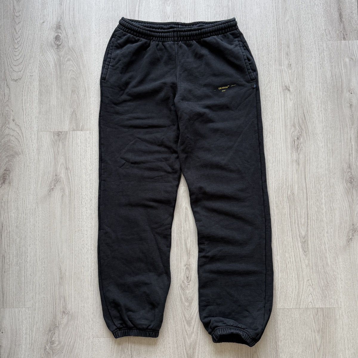 Off-White Off-White Black Acrylic Arrows Logo Sweatpants Size US 34 / EU 50 - 2 Thumbnail