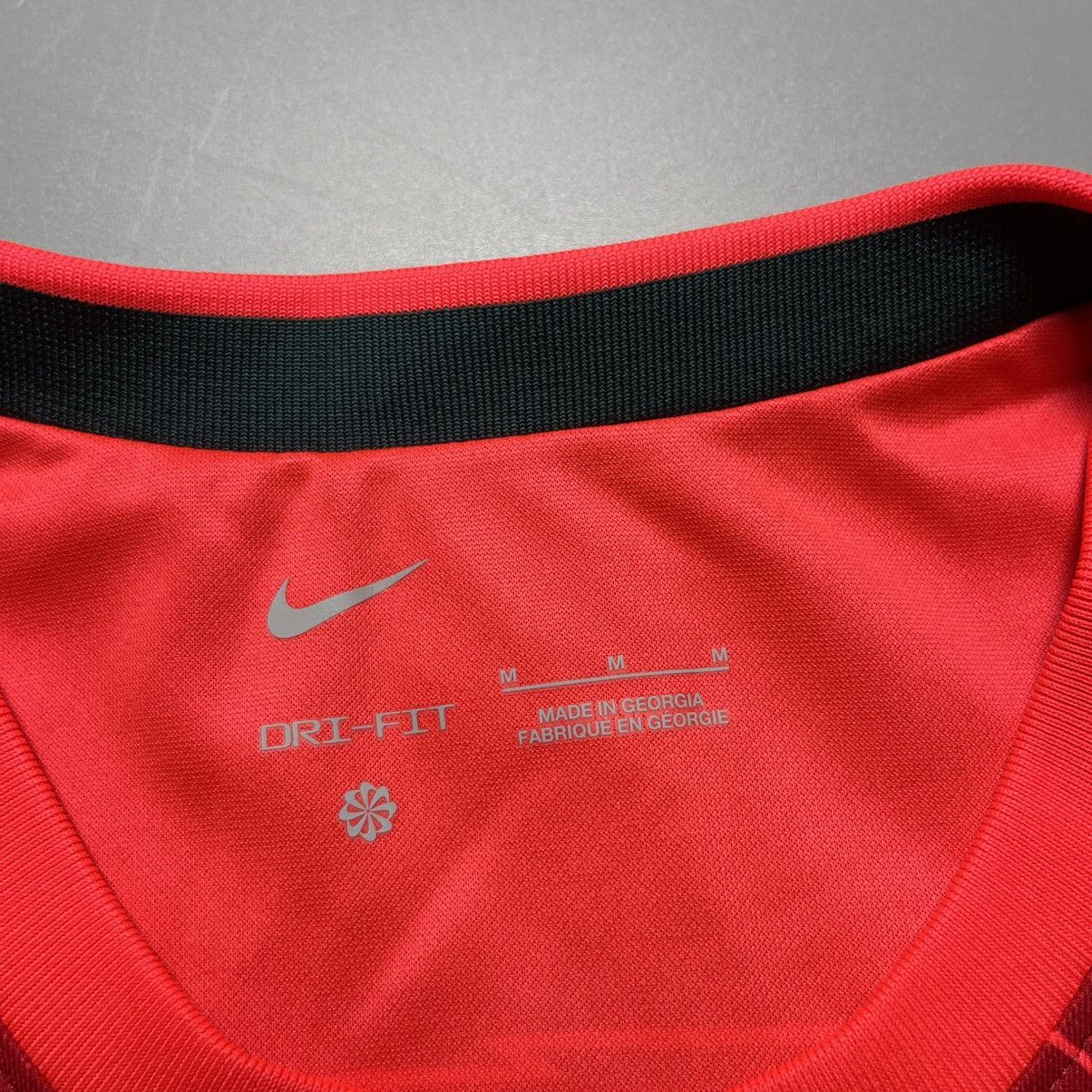 Nike LIVERPOOL NIKE 2021/2022 FOOTBALL HOME JERSEY #9 FIRMINO Size US M / EU 48-50 / 2 - 6 Thumbnail