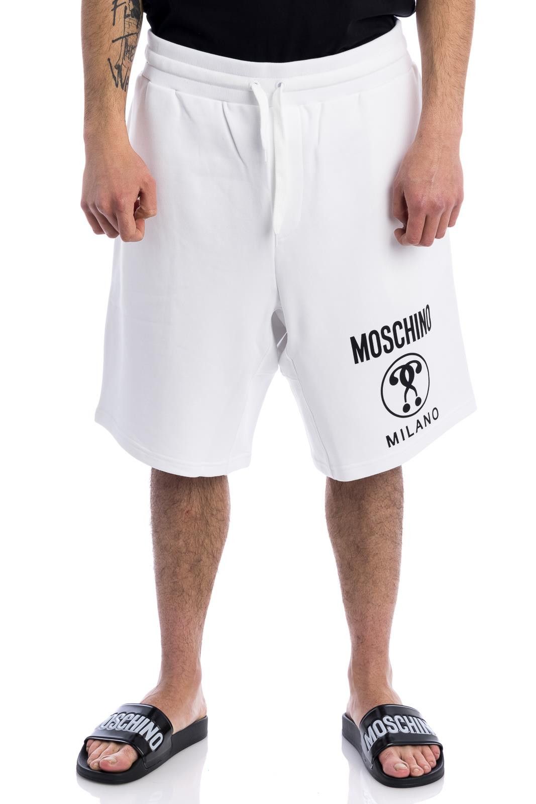 Moschino o1y0225 Logo Short in White Size US 34 / EU 50 - 1 Thumbnail