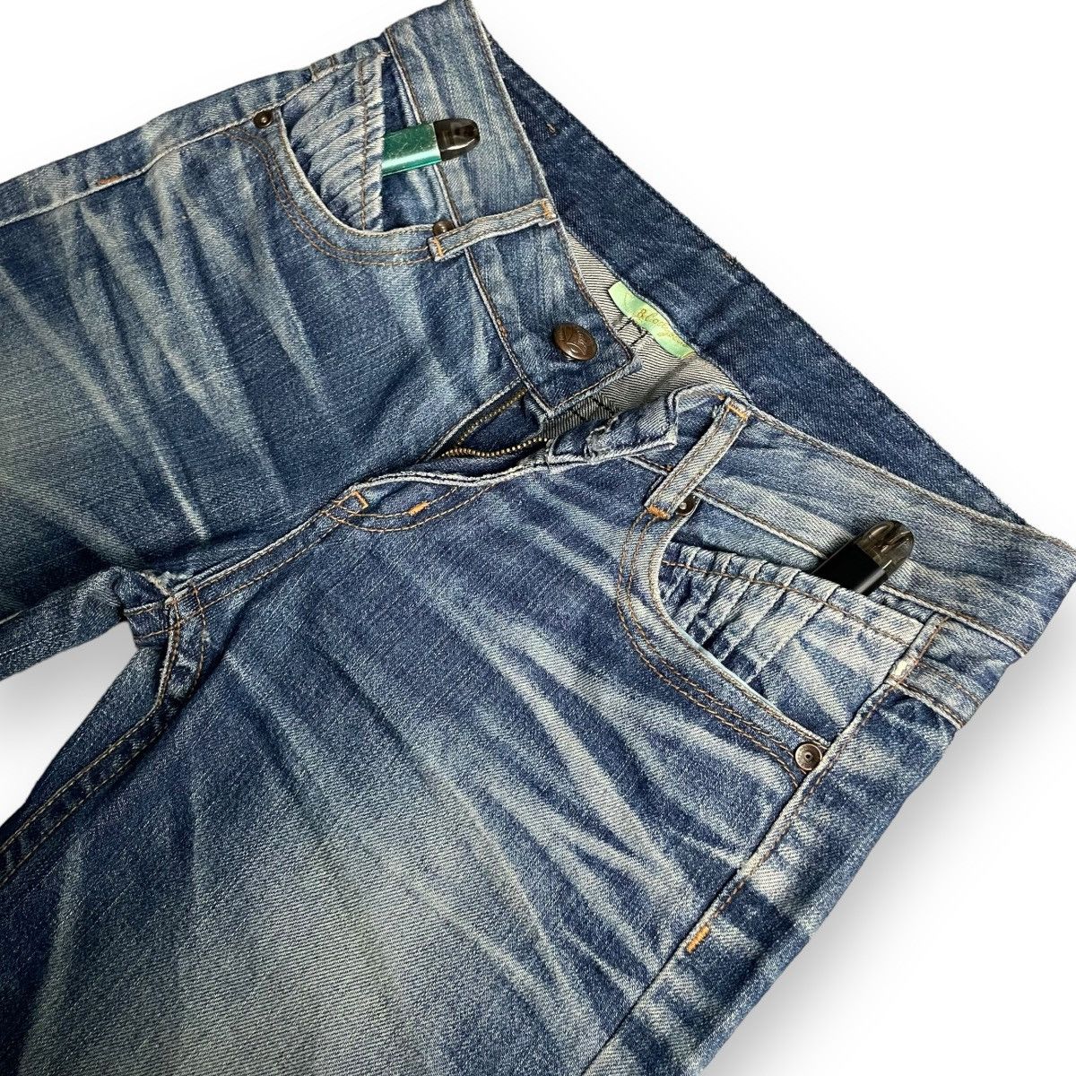 Le Grande Bleu (L.G.B.) SUPER FLARE VINTAGE CODY BLUE 6 POCKETS WASHED DENIM PANTS Size US 30 / EU 46 - 4 Thumbnail